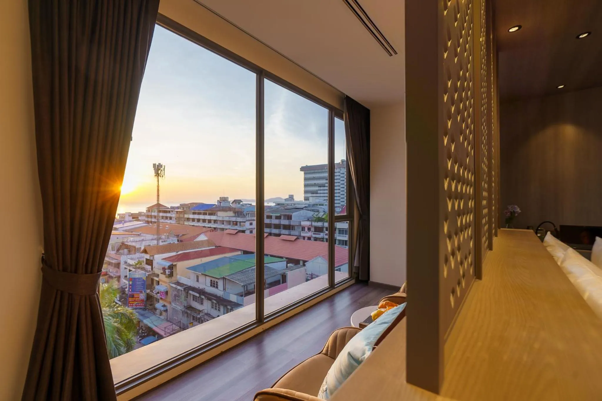 Living room in Fifth Pattaya Jomtien By Shiwalai Int