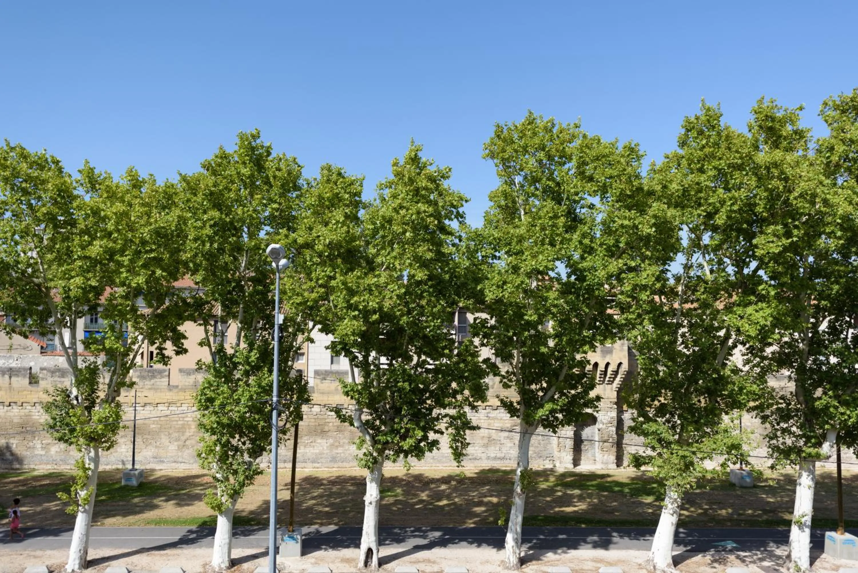 Spring in ibis Avignon Centre Pont De L'Europe