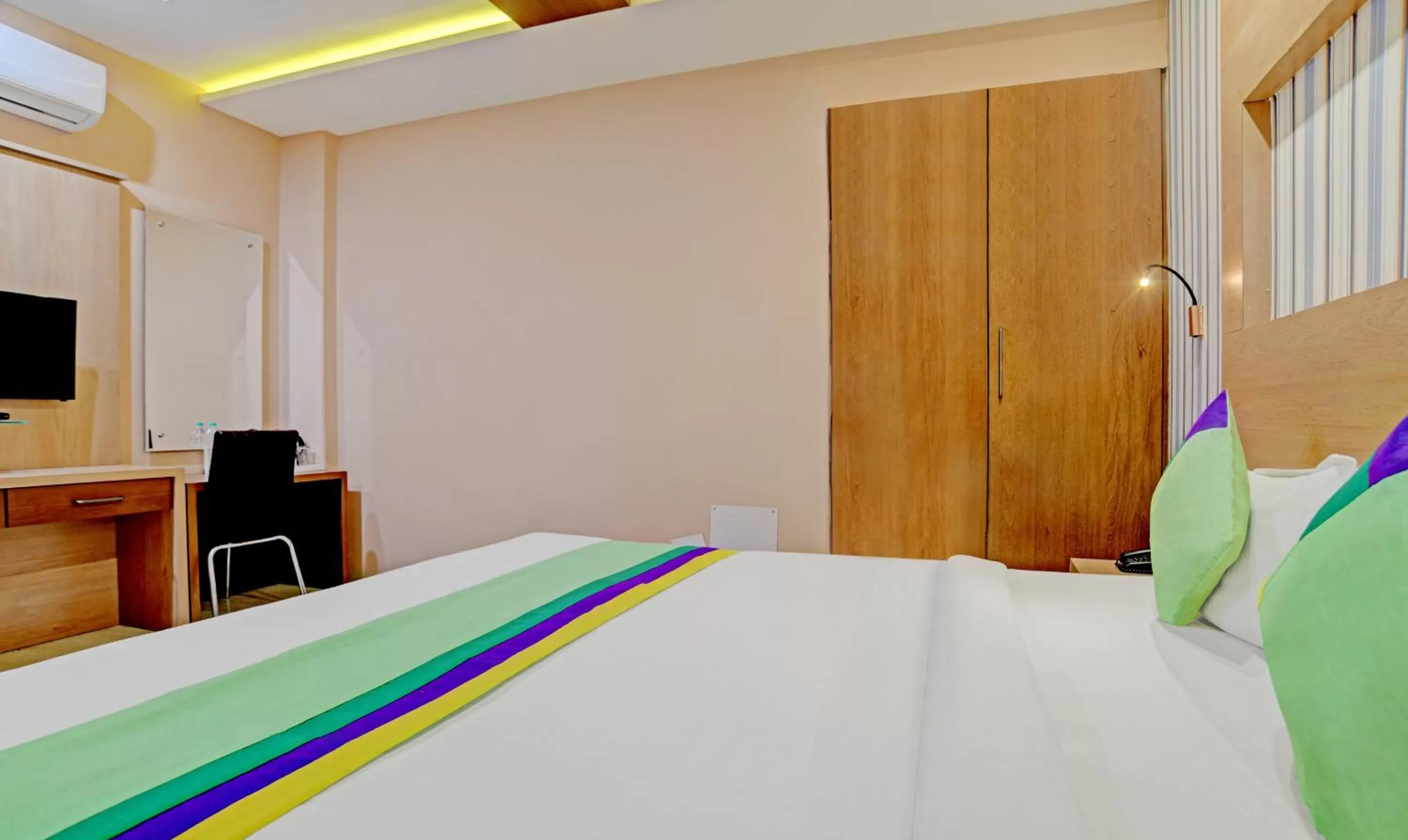 Bed in Treebo Trend Shiv Chhaya Vijay Nagar