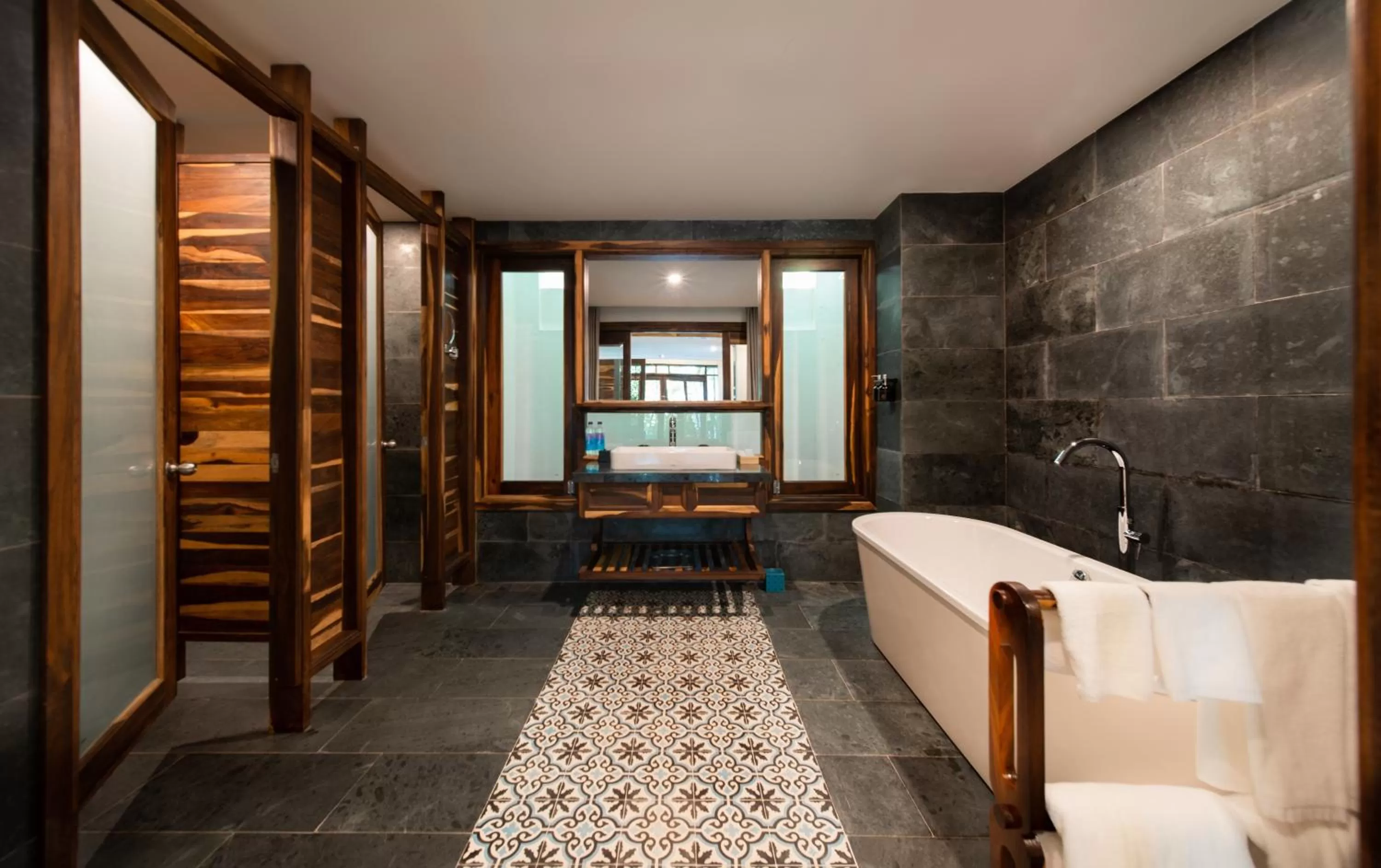 Toilet in Alibu Resort Nha Trang