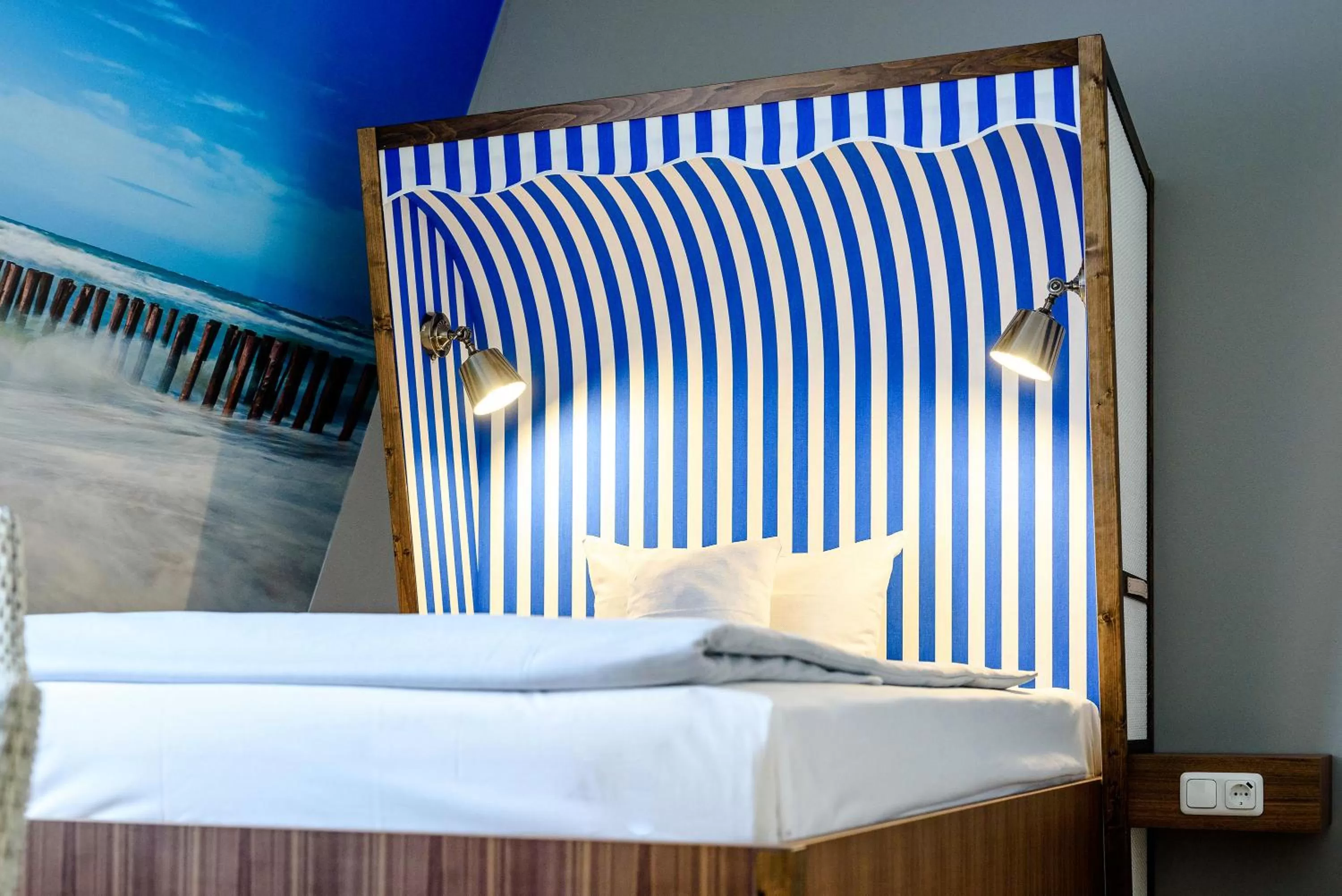 Photo of the whole room, Bed in Dorint Hotel Alzey/Worms