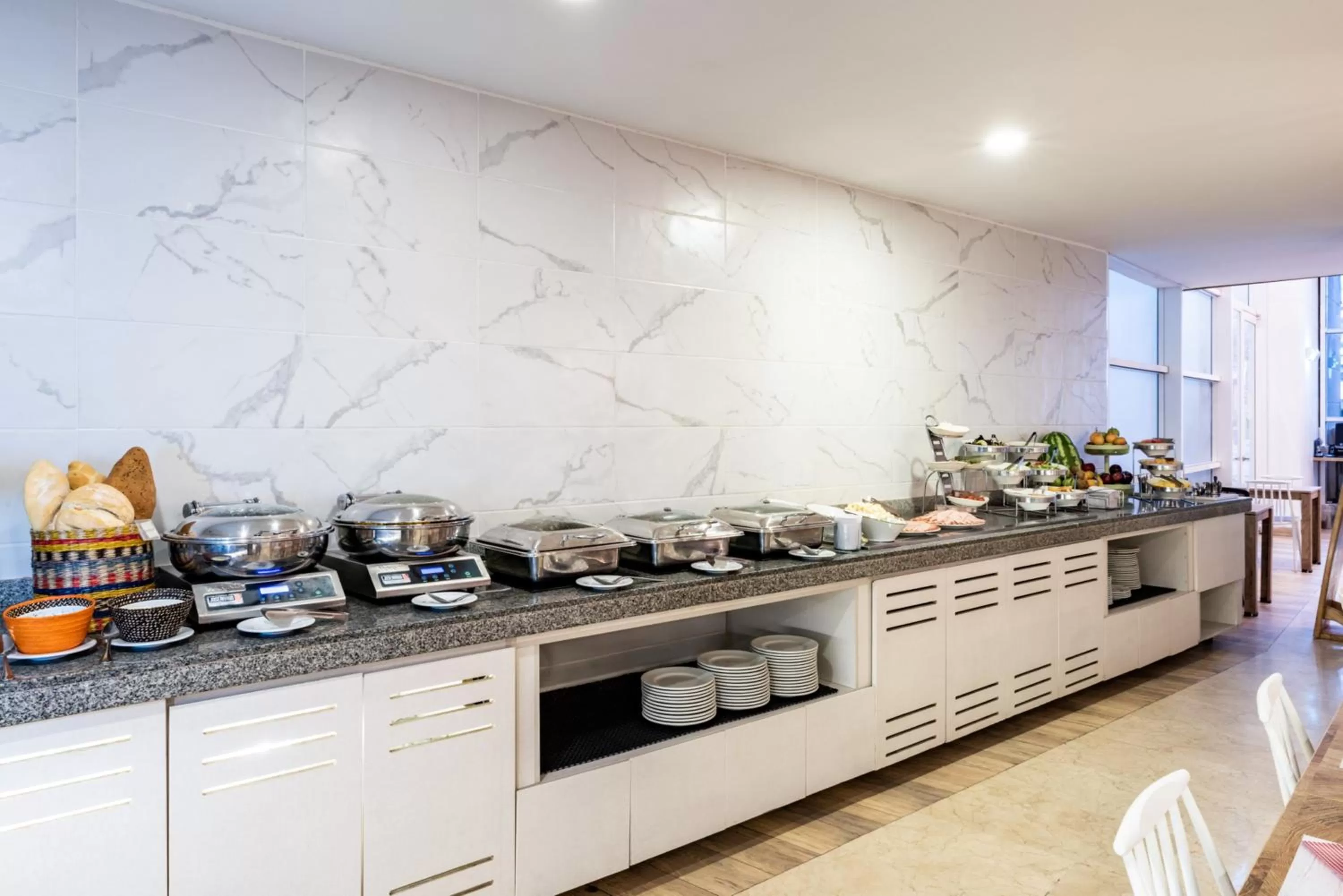 Breakfast in Holiday Inn Express - Cartagena Bocagrande by IHG