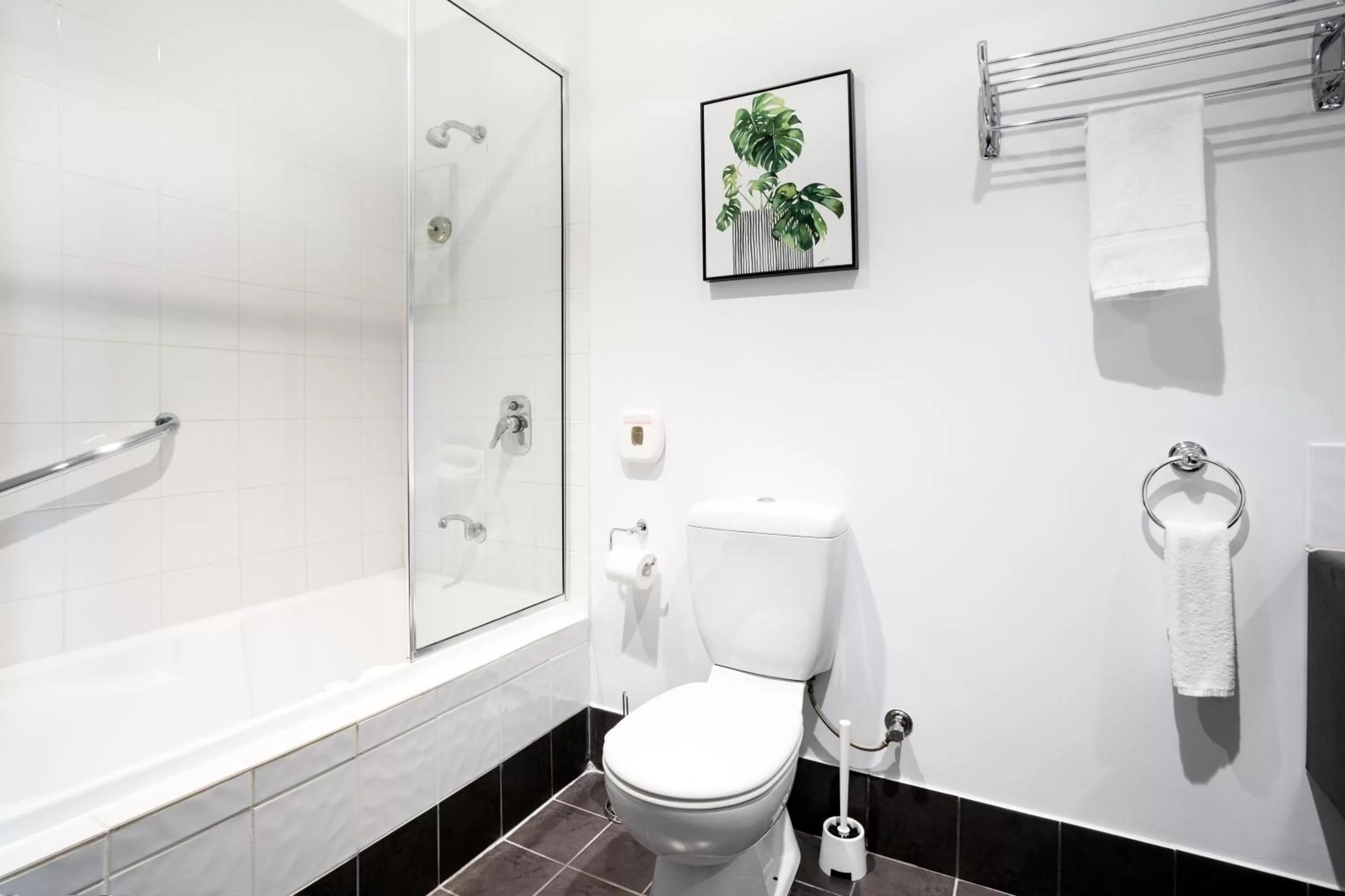 Bathroom in Joondalup City Hotel