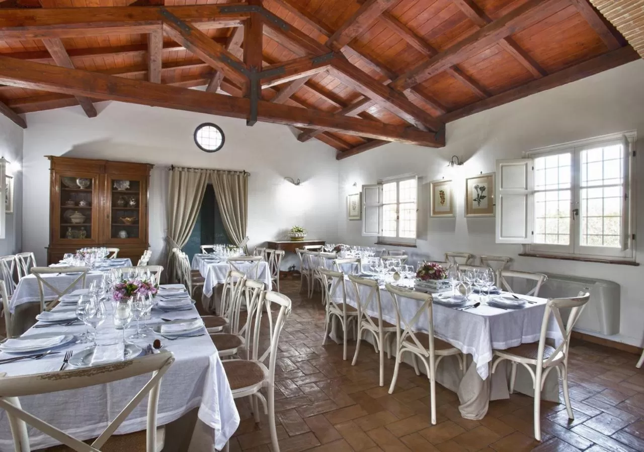 Banquet/Function facilities, Restaurant/Places to Eat in Antico Casale Spezia Pelagalli