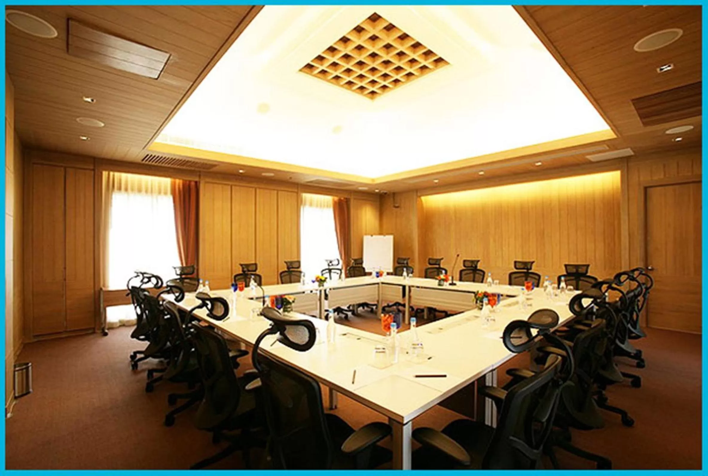 Business facilities in Rest Detail Hotel Hua Hin