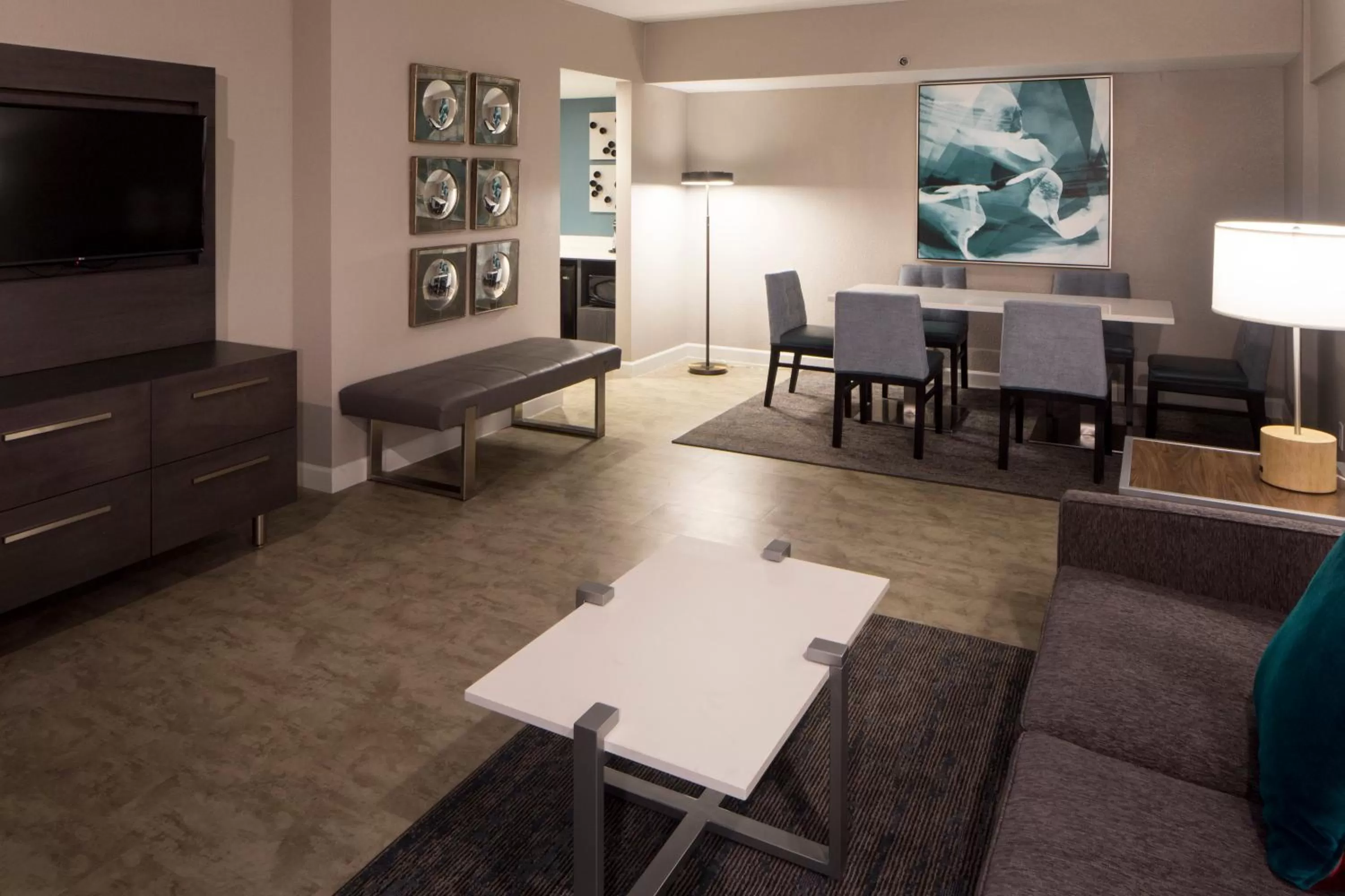 Photo of the whole room in Hotel Indigo Harrisburg - Hershey by IHG