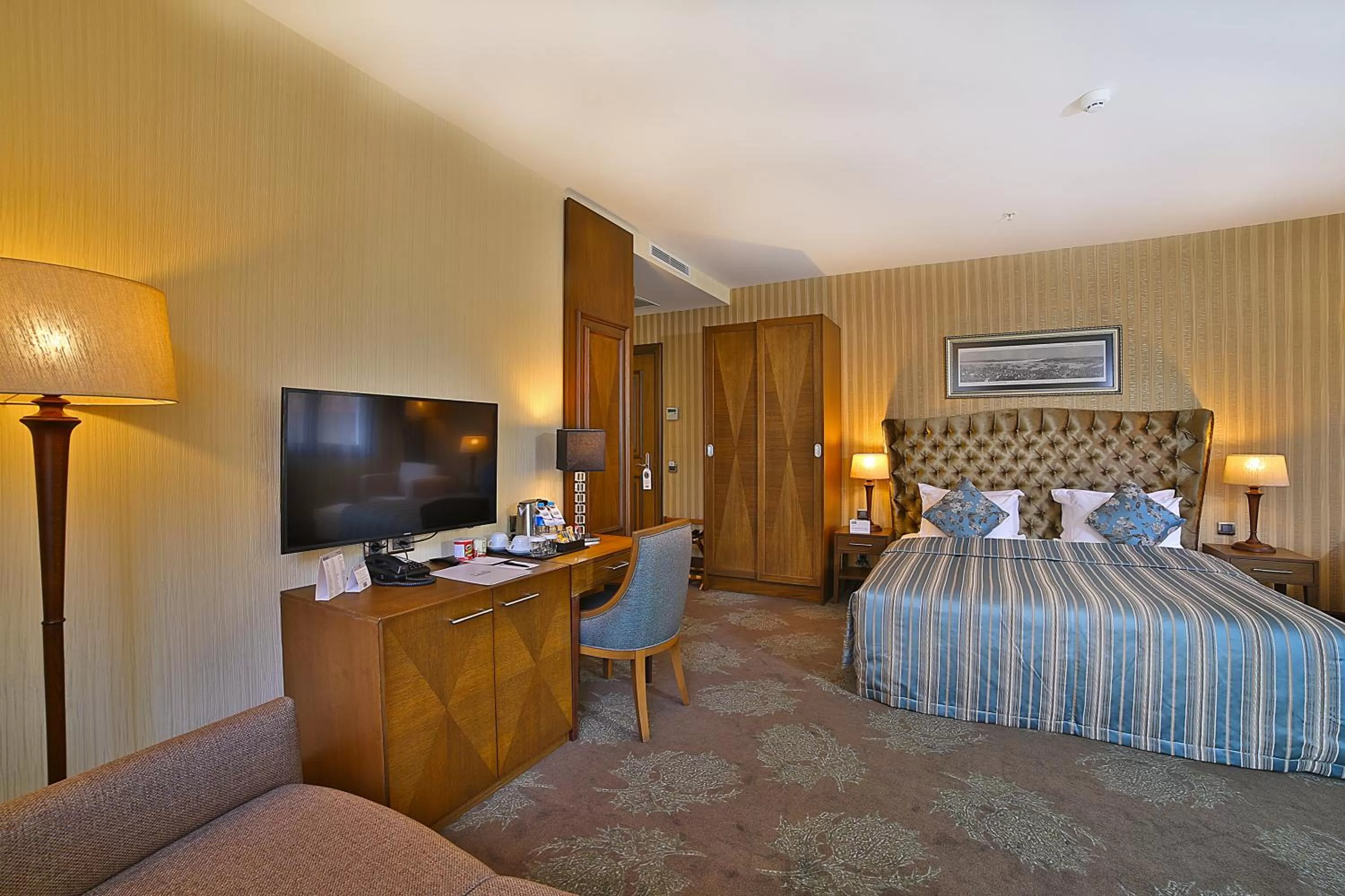 Bed in Adelmar Hotel Istanbul Sisli