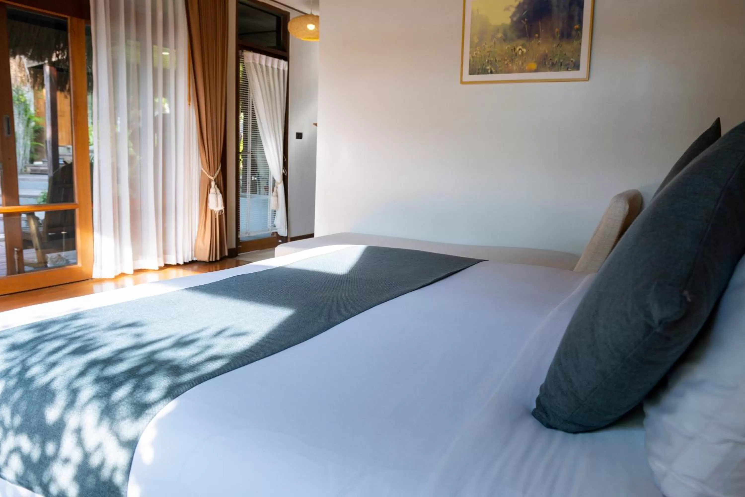 Bed in The Beach Natural Resort Koh Kood