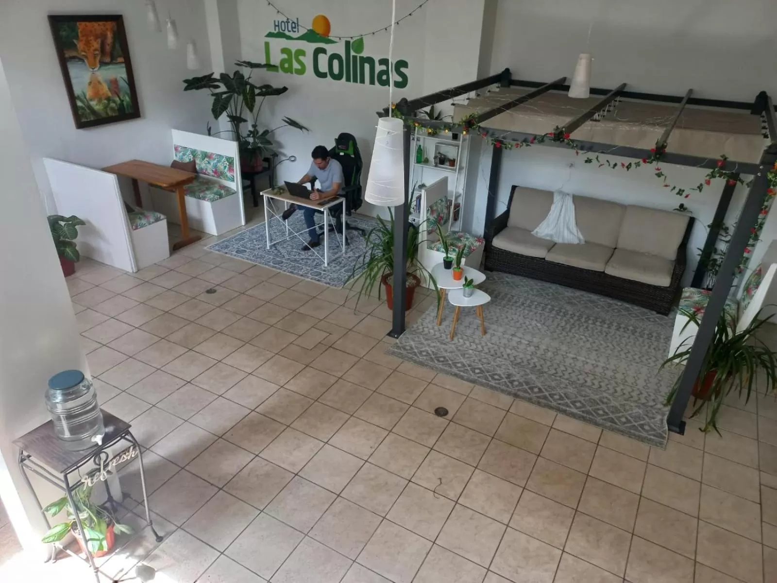 Inner courtyard view in Hotel Las Colinas