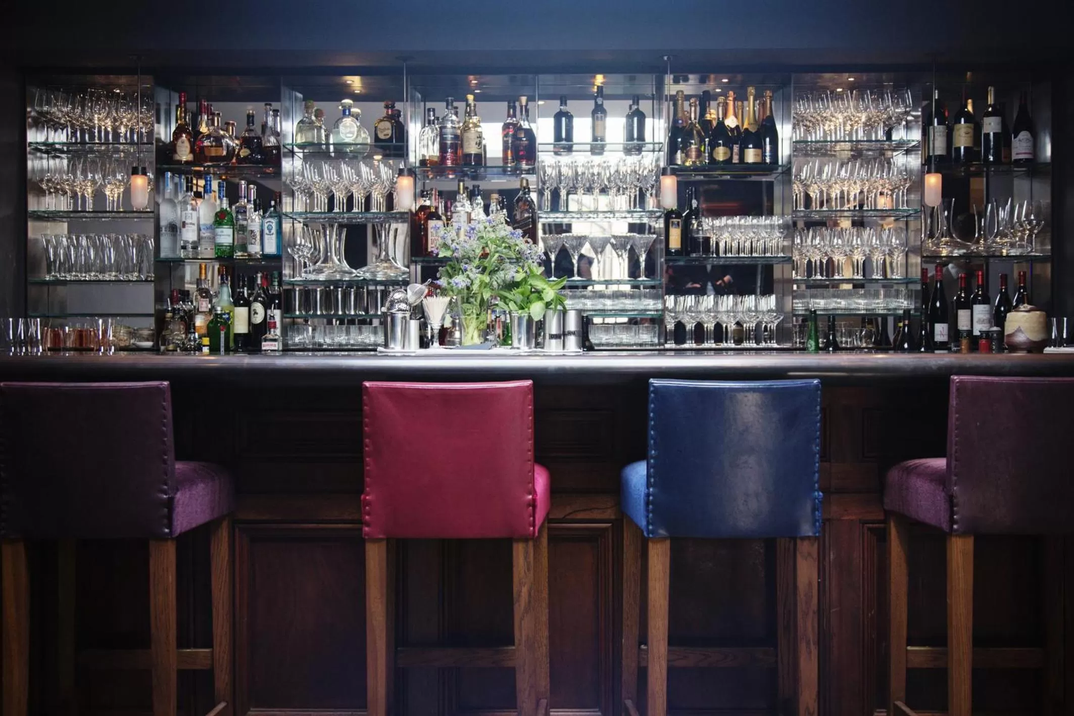 Restaurant/places to eat in Old Parsonage Hotel