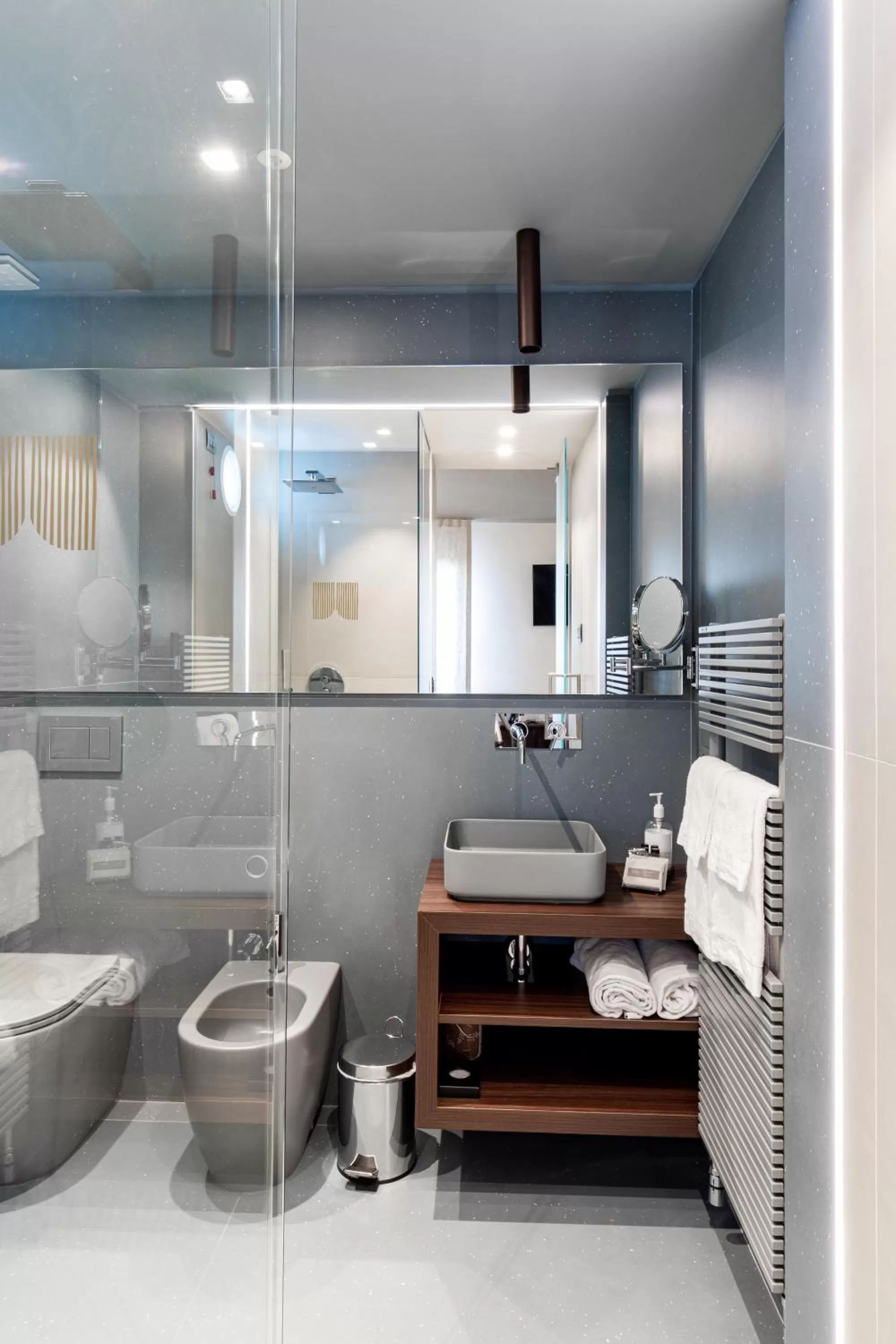 Bathroom in RB del Teatro&Apartaments