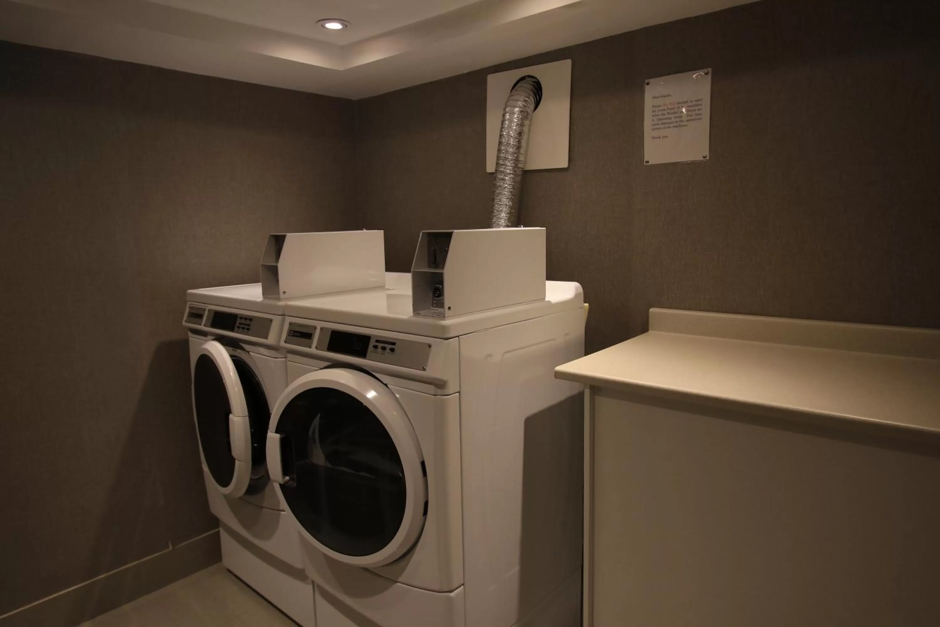 Area and facilities in Comfort Inn & Suites