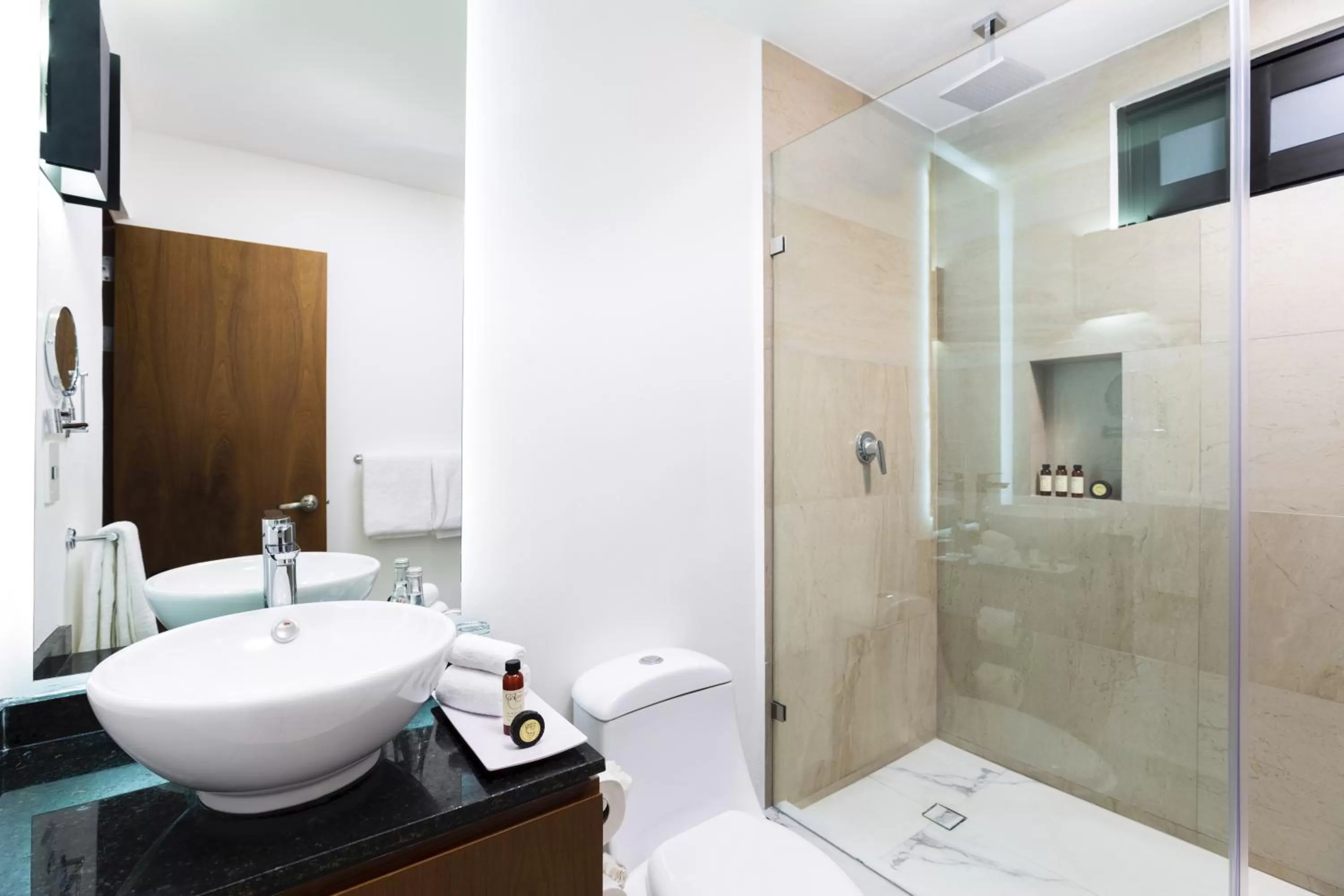 Bathroom in Seven Boutique Apartments Cancún