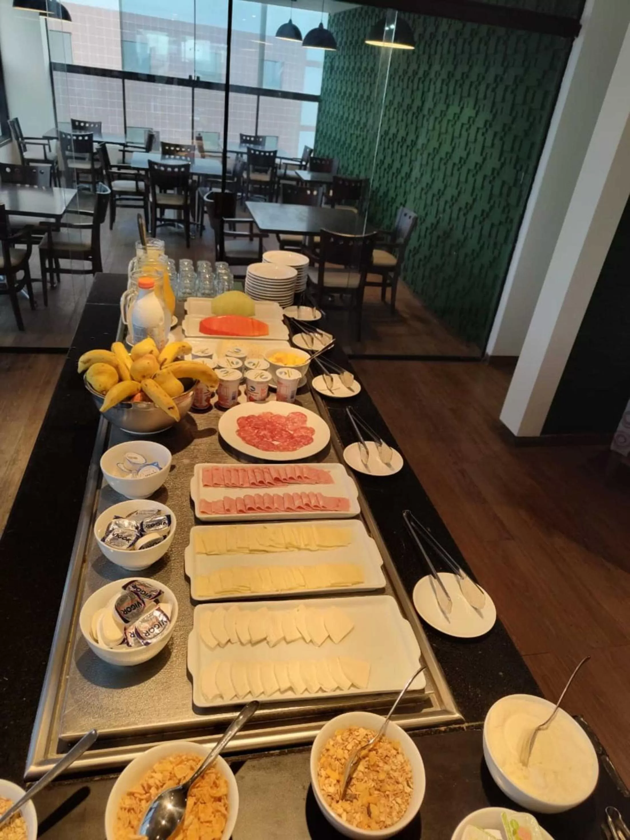 Breakfast, Restaurant/Places to Eat in Summit Suítes Hotel Santos