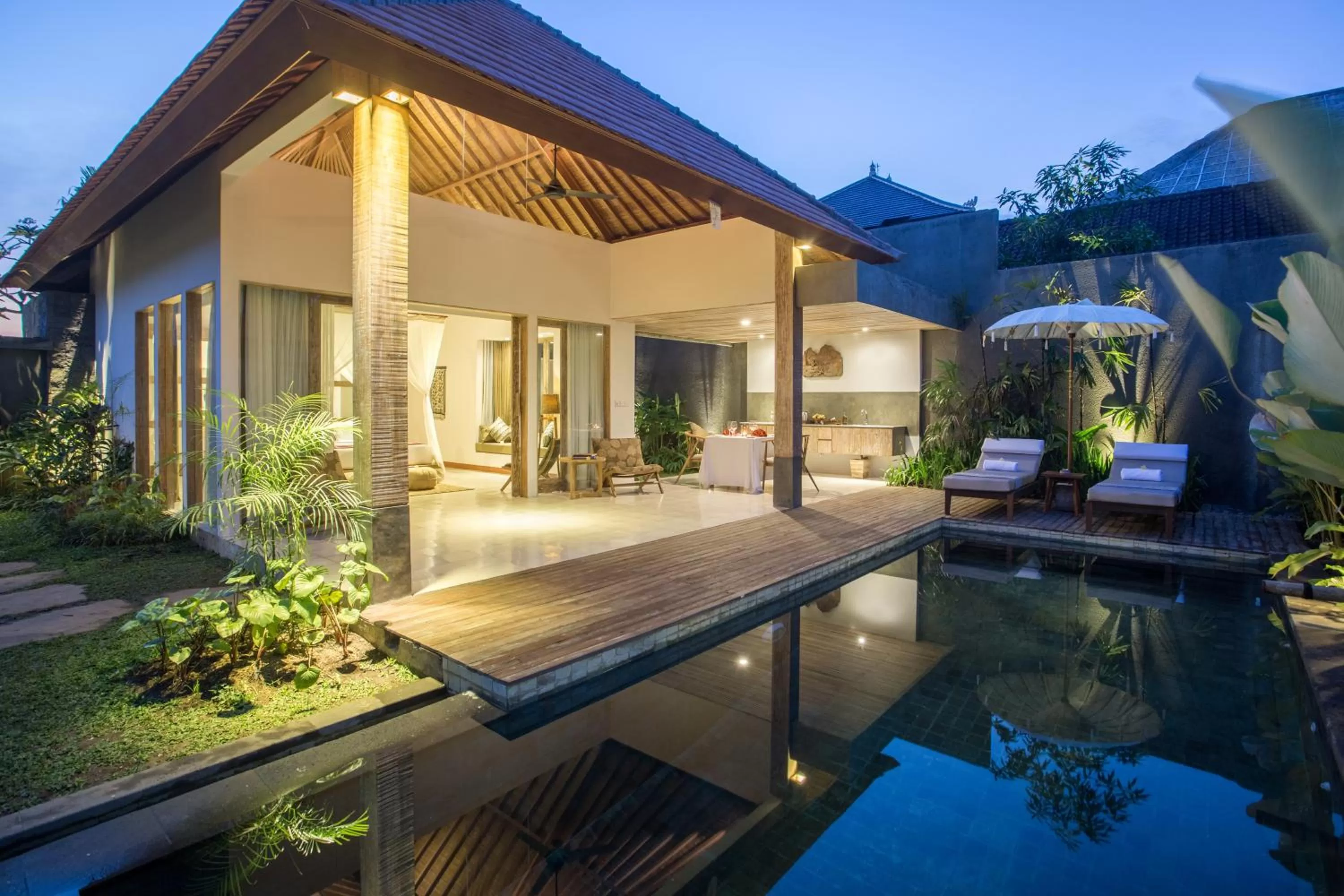 Night in Purana Boutique Resort