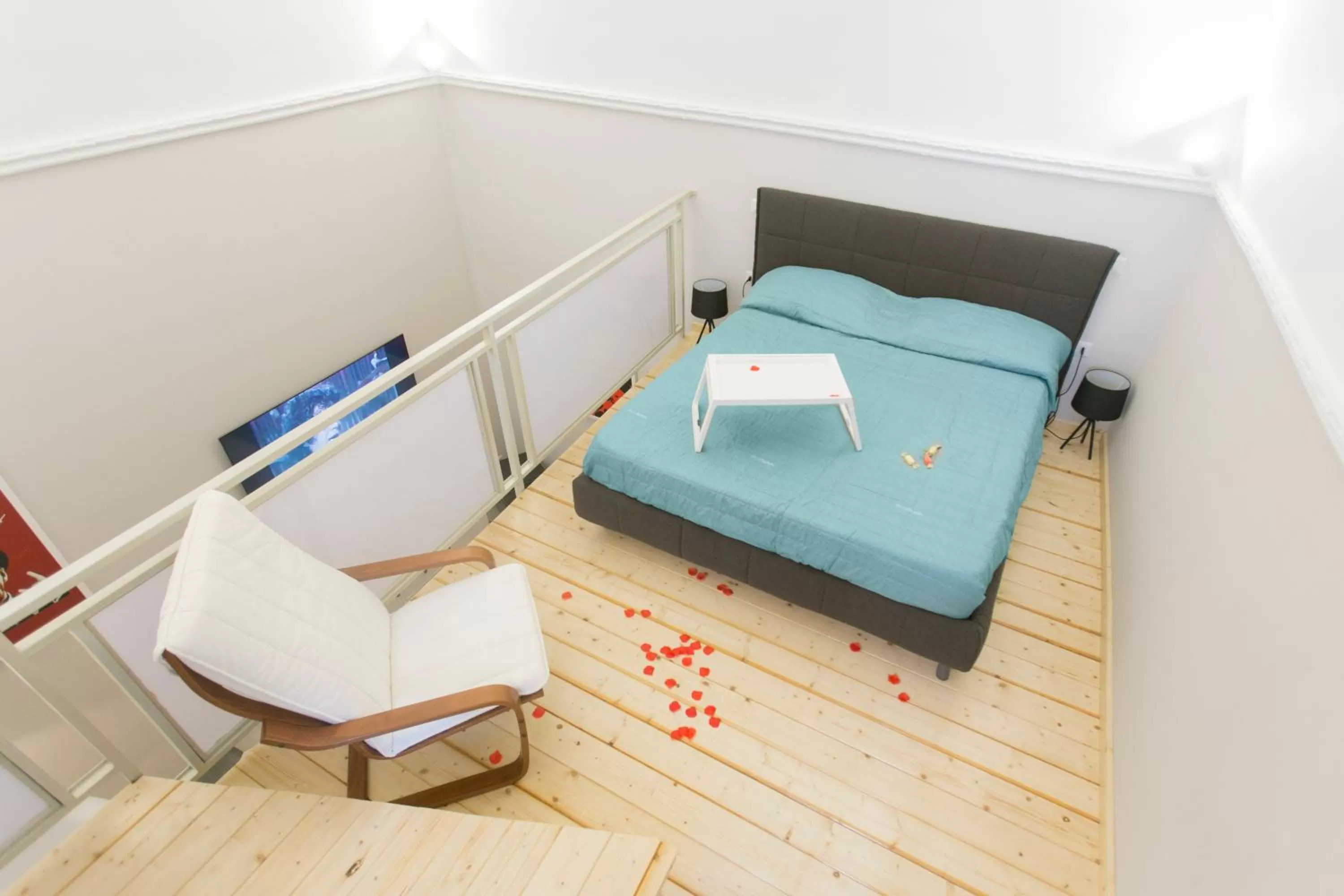 Bedroom, Bed in Anticaglia/24