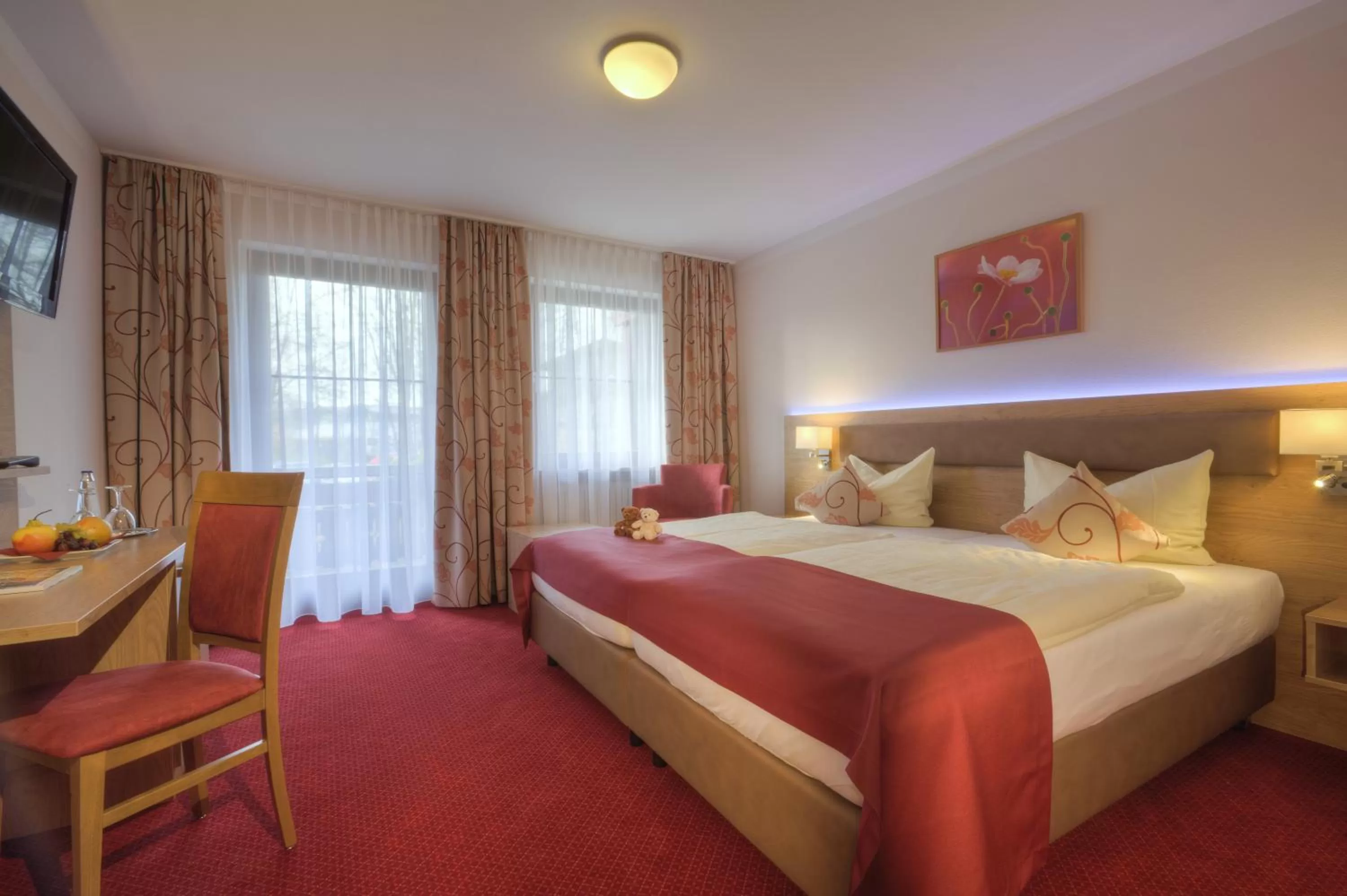 Photo of the whole room, Bed in Ströbinger Hof - Therme Wellness Resort