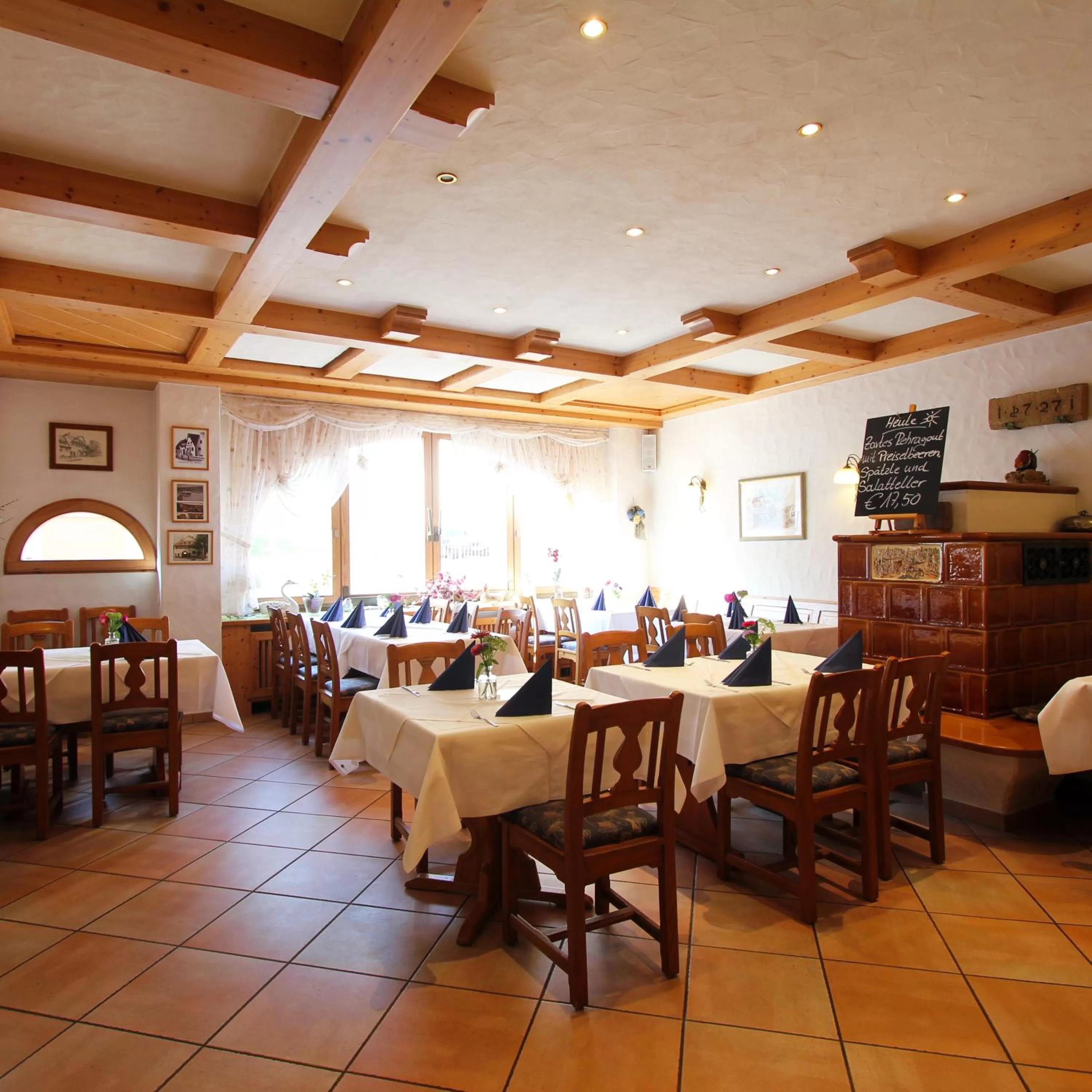 Restaurant/places to eat in Weinhotel / Gasthaus zur Sonne