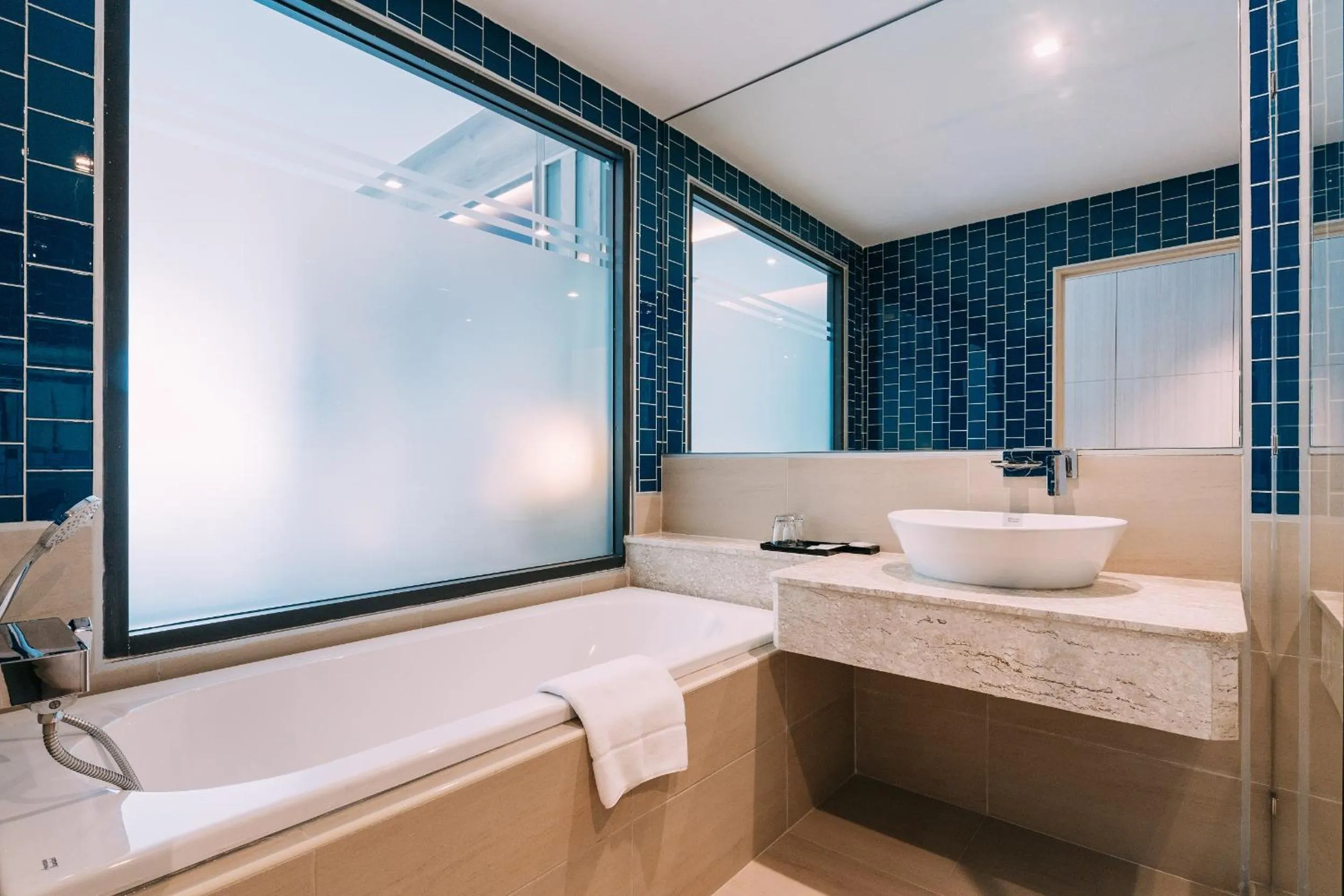 Bath, Bed in Seabed Grand Hotel Phuket - SHA Extra Plus