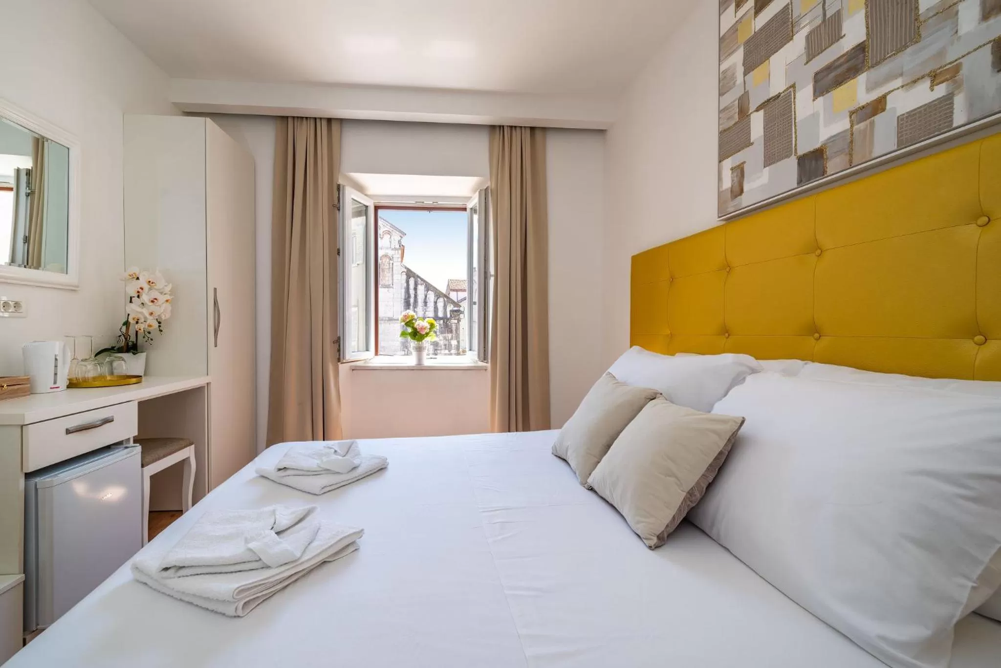 Bed in Luxury rooms Zadar old town