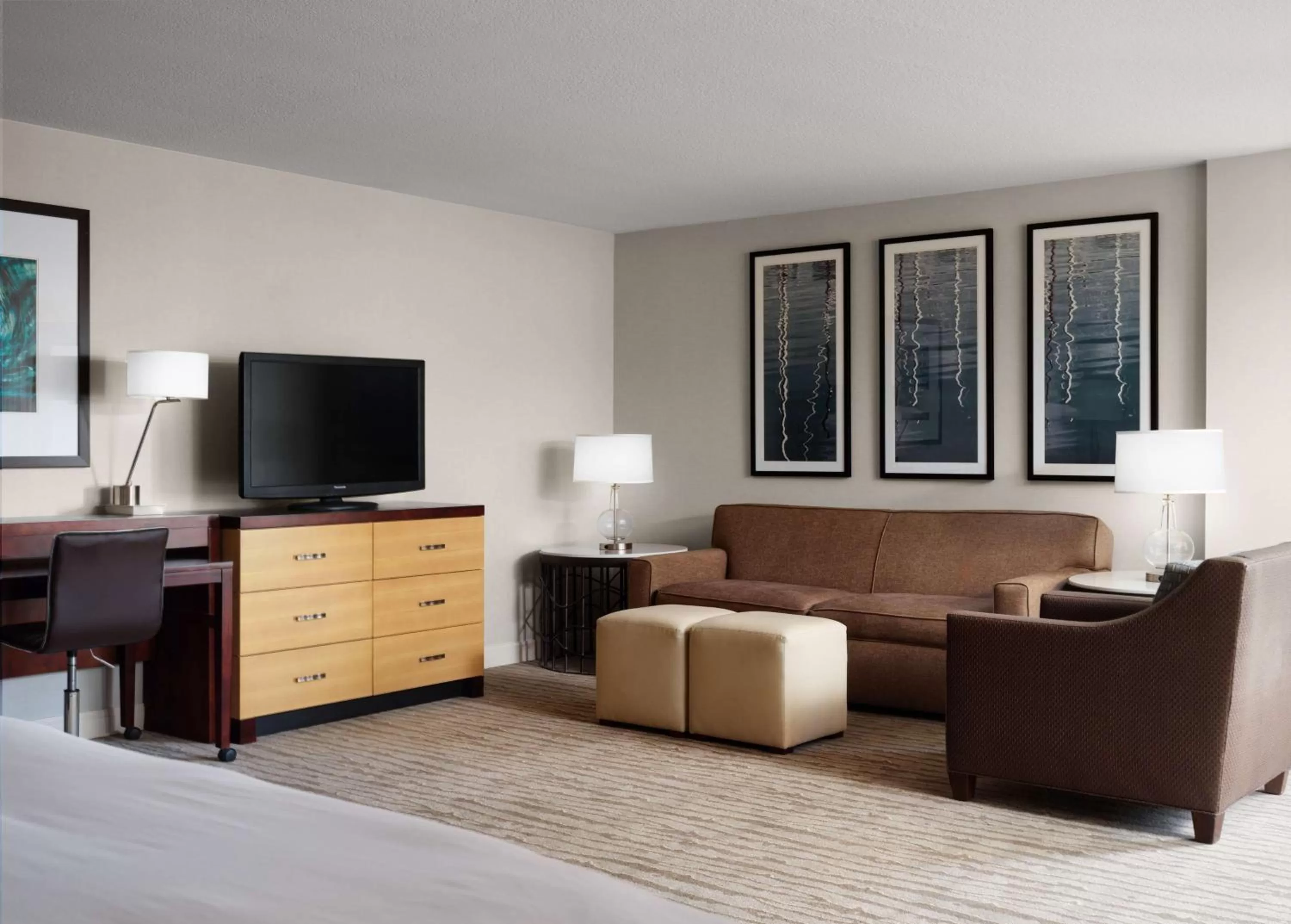 Photo of the whole room, Bed in Sonesta Redondo Beach and Marina