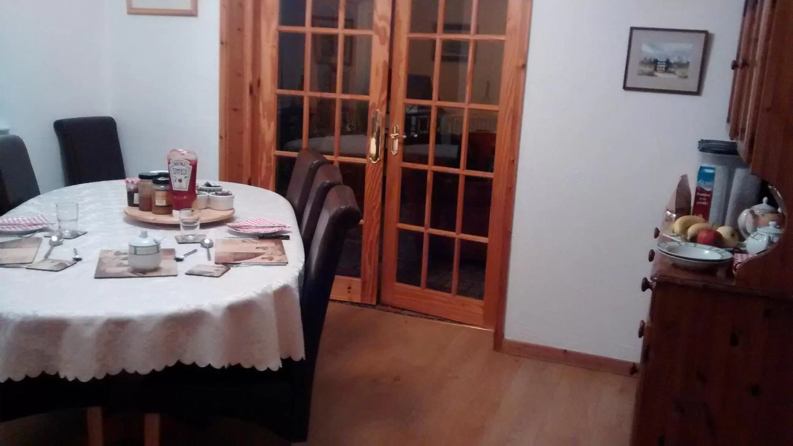 Food and drinks in HP Bed and Breakfast