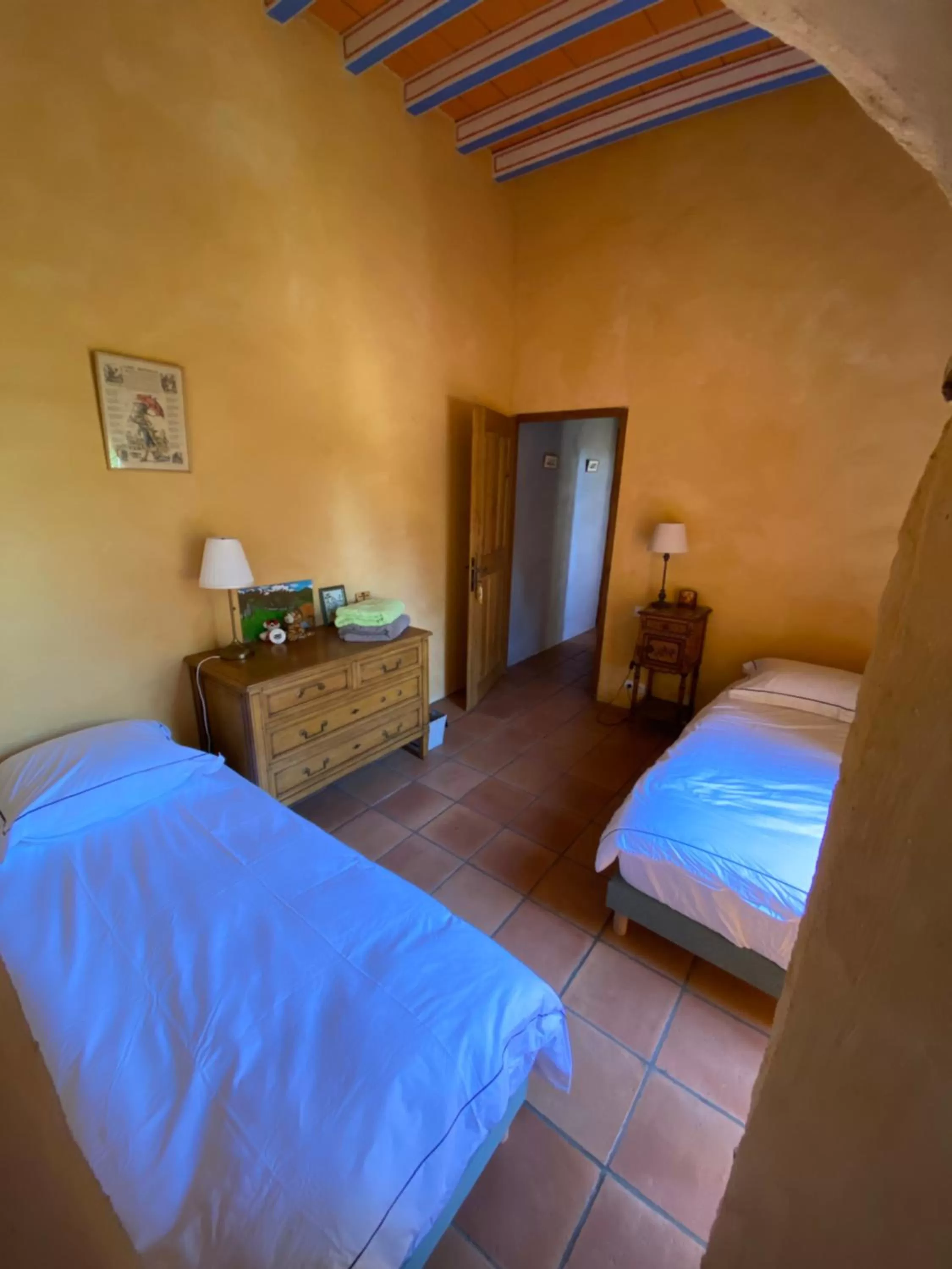 Photo of the whole room, Bed in Manoir du Bouyssou