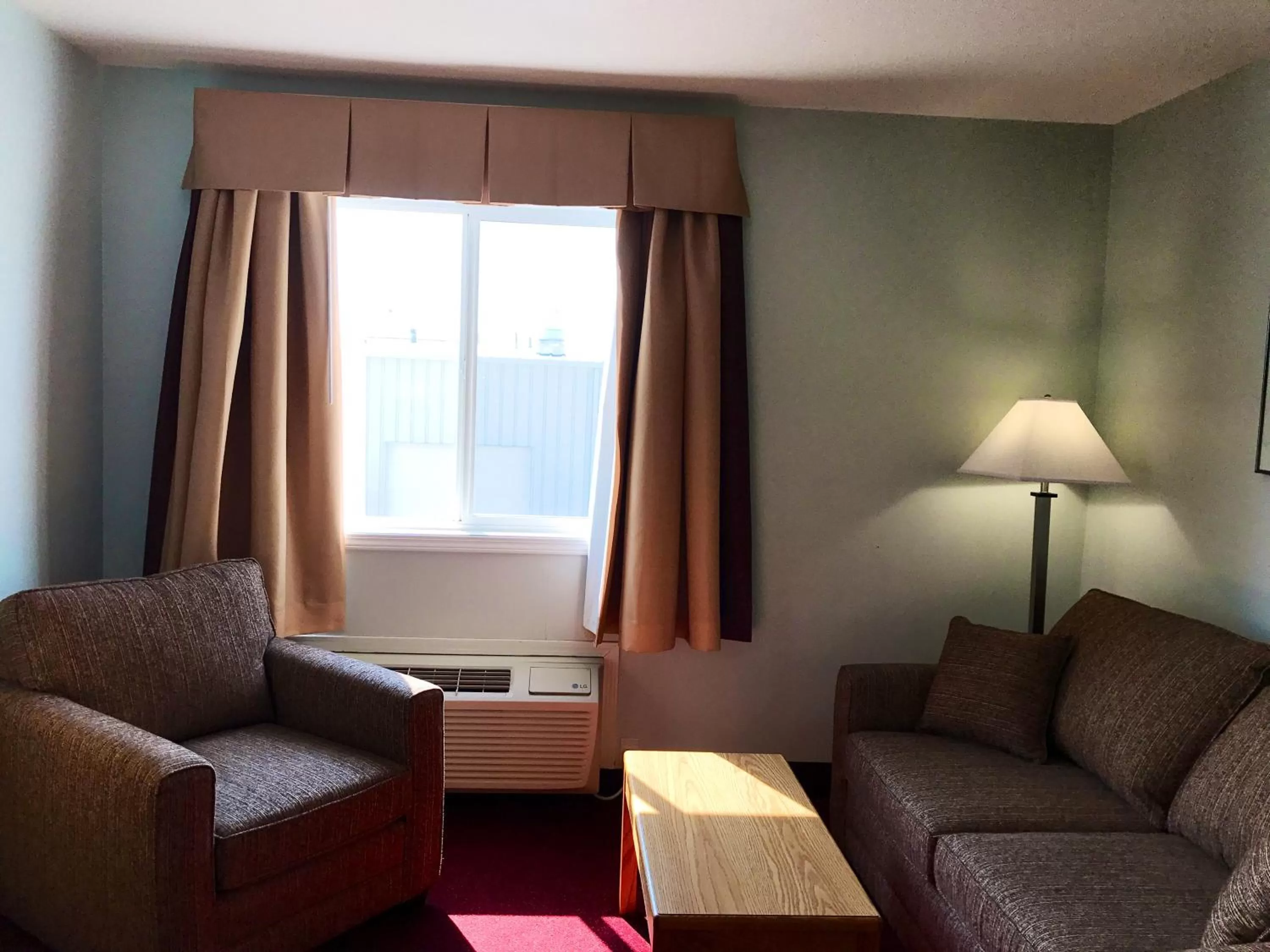 Property building in Super 8 by Wyndham Kindersley