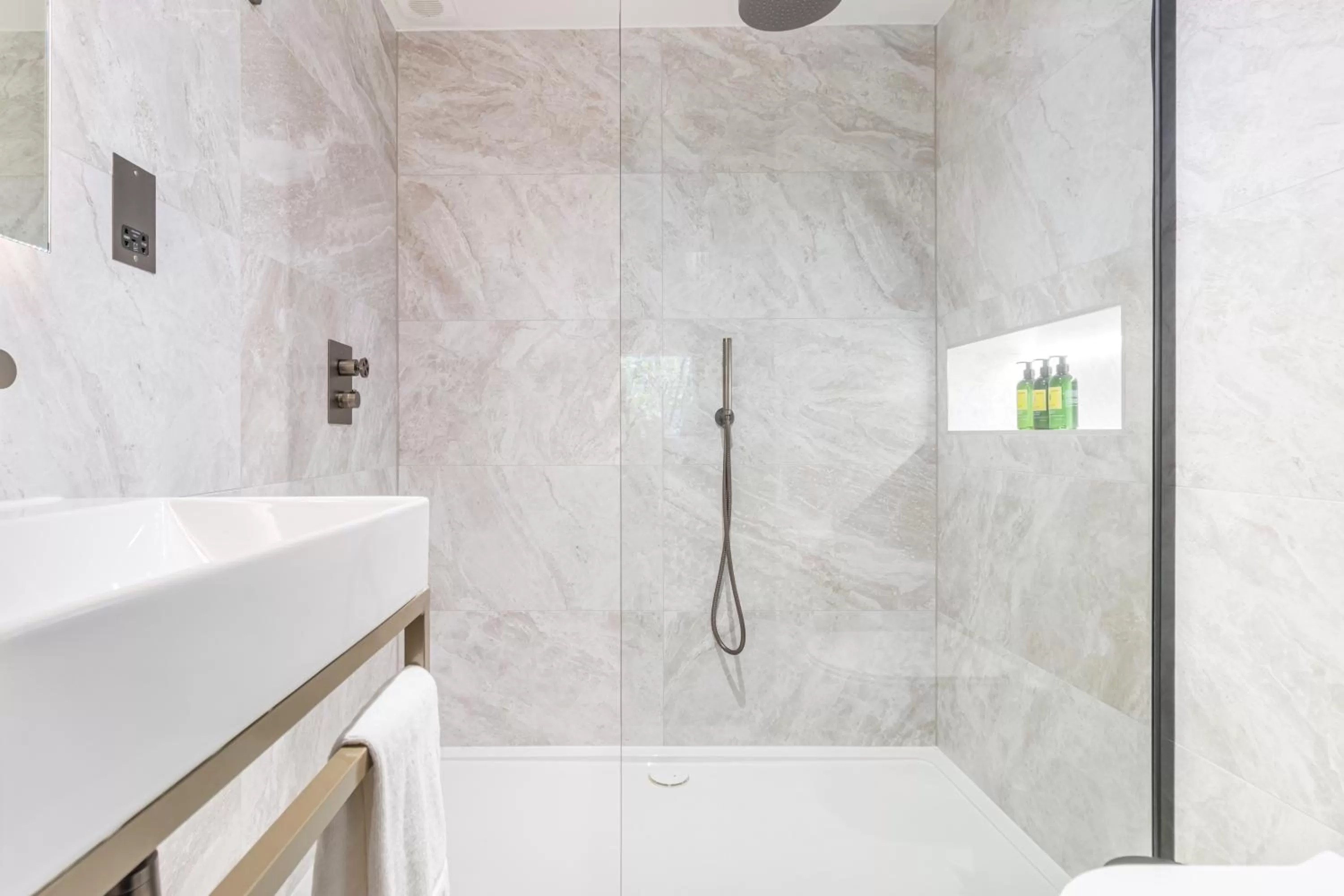 Bathroom in Velvet Hotel Manchester, WorldHotels Crafted