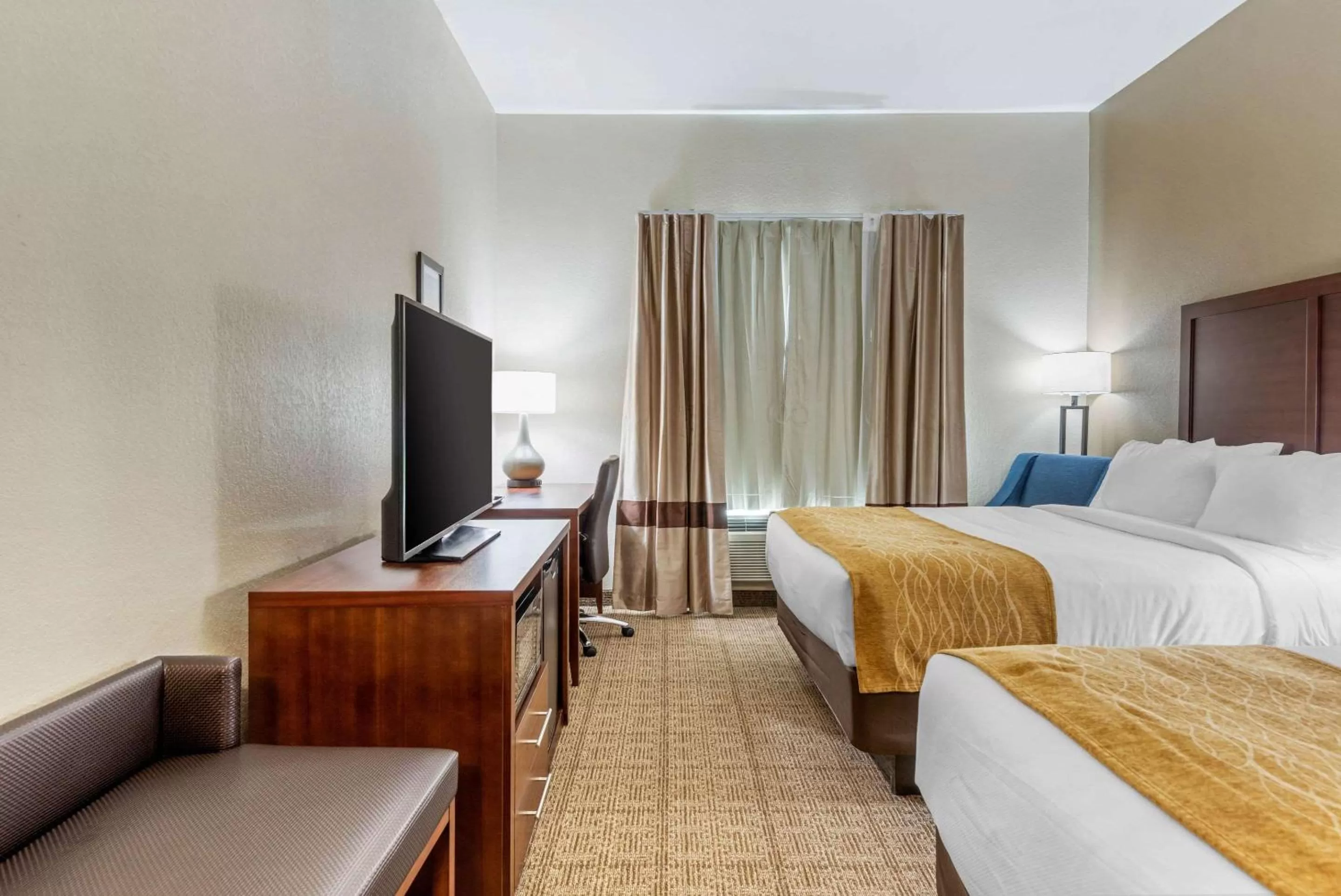 Photo of the whole room, Bed in Comfort Inn & Suites Big Spring