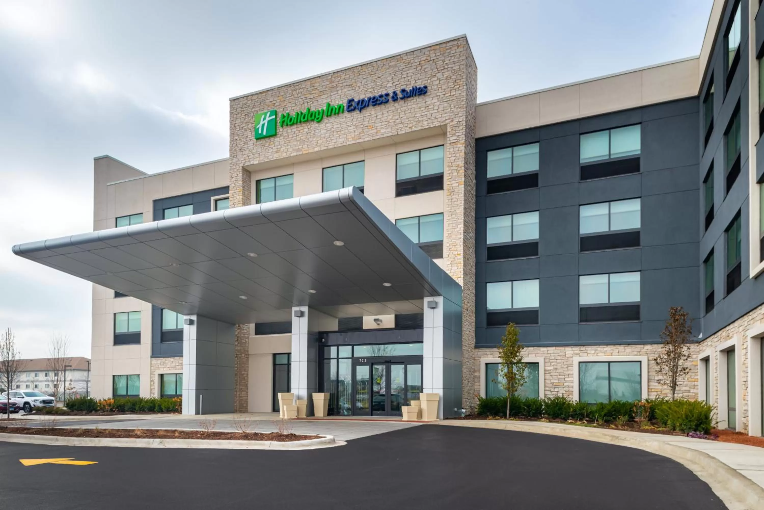 Property building in Holiday Inn Express & Suites - Romeoville - Joliet North by IHG