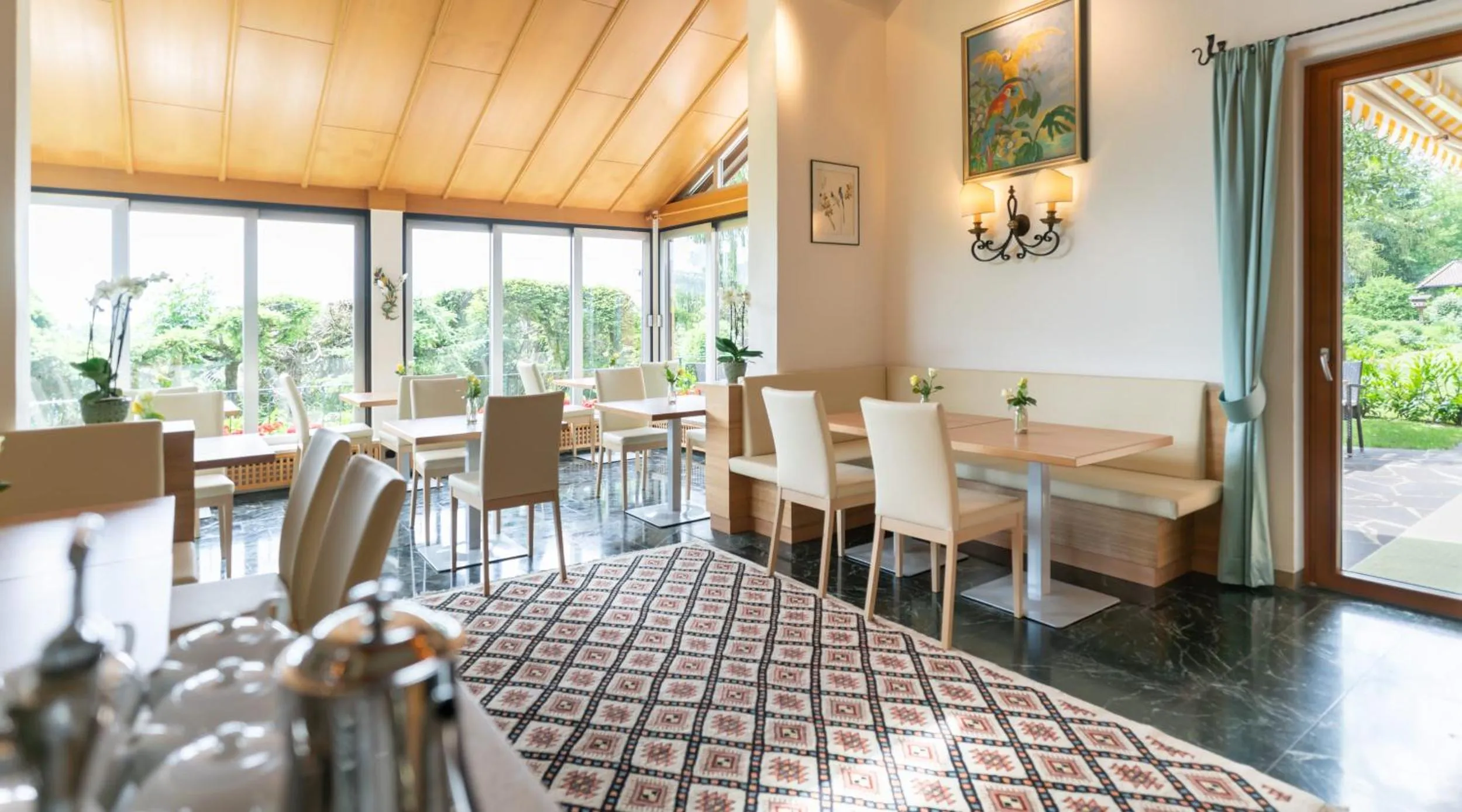 Restaurant/places to eat in Hotel Haus Arenberg