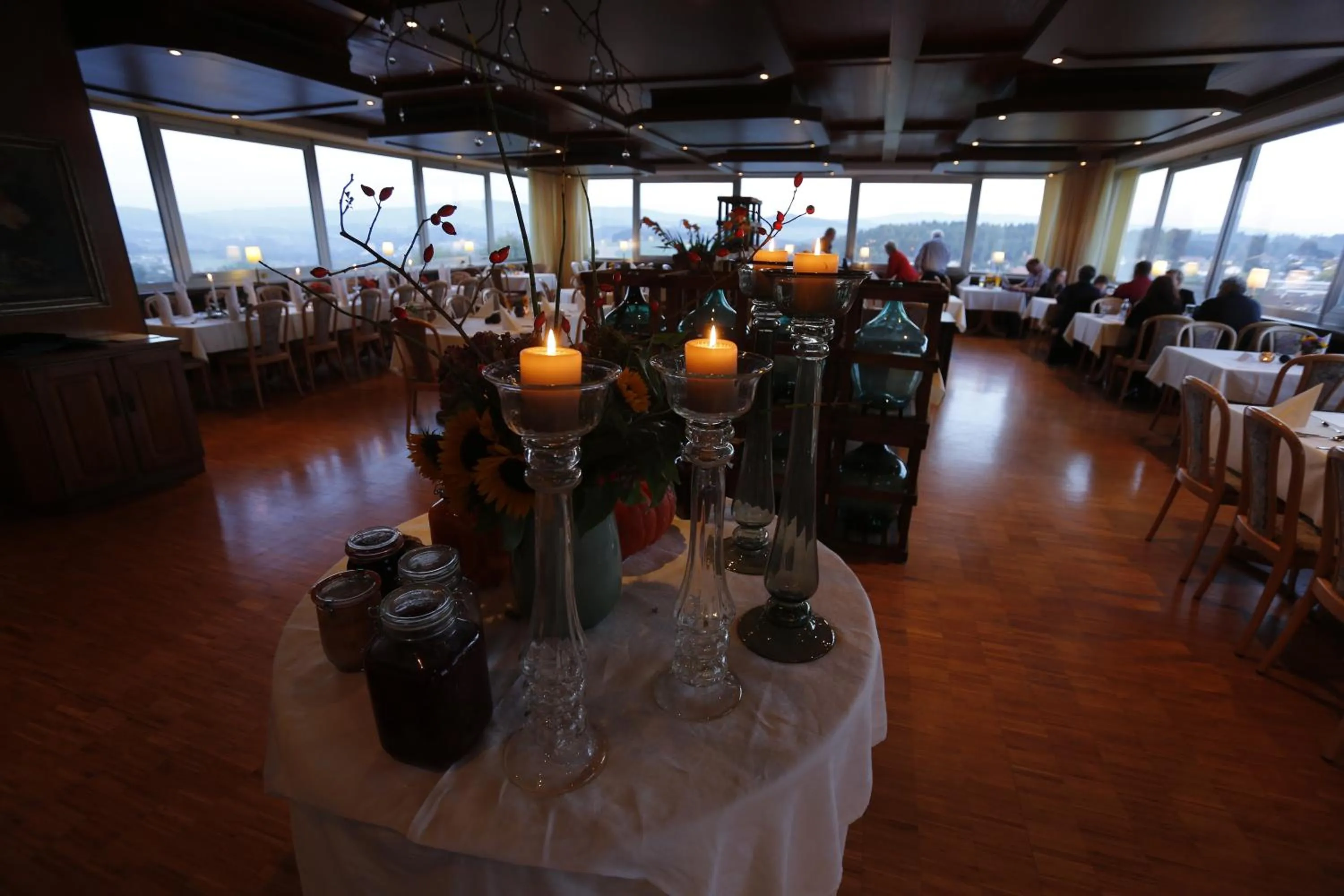 Restaurant/places to eat in Landhotel Gottinger