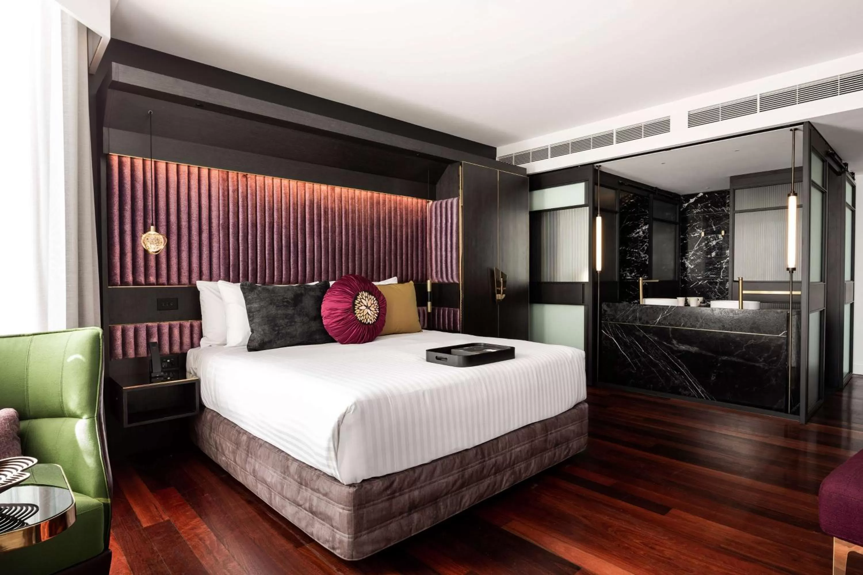 Bedroom, Bed in QT Perth