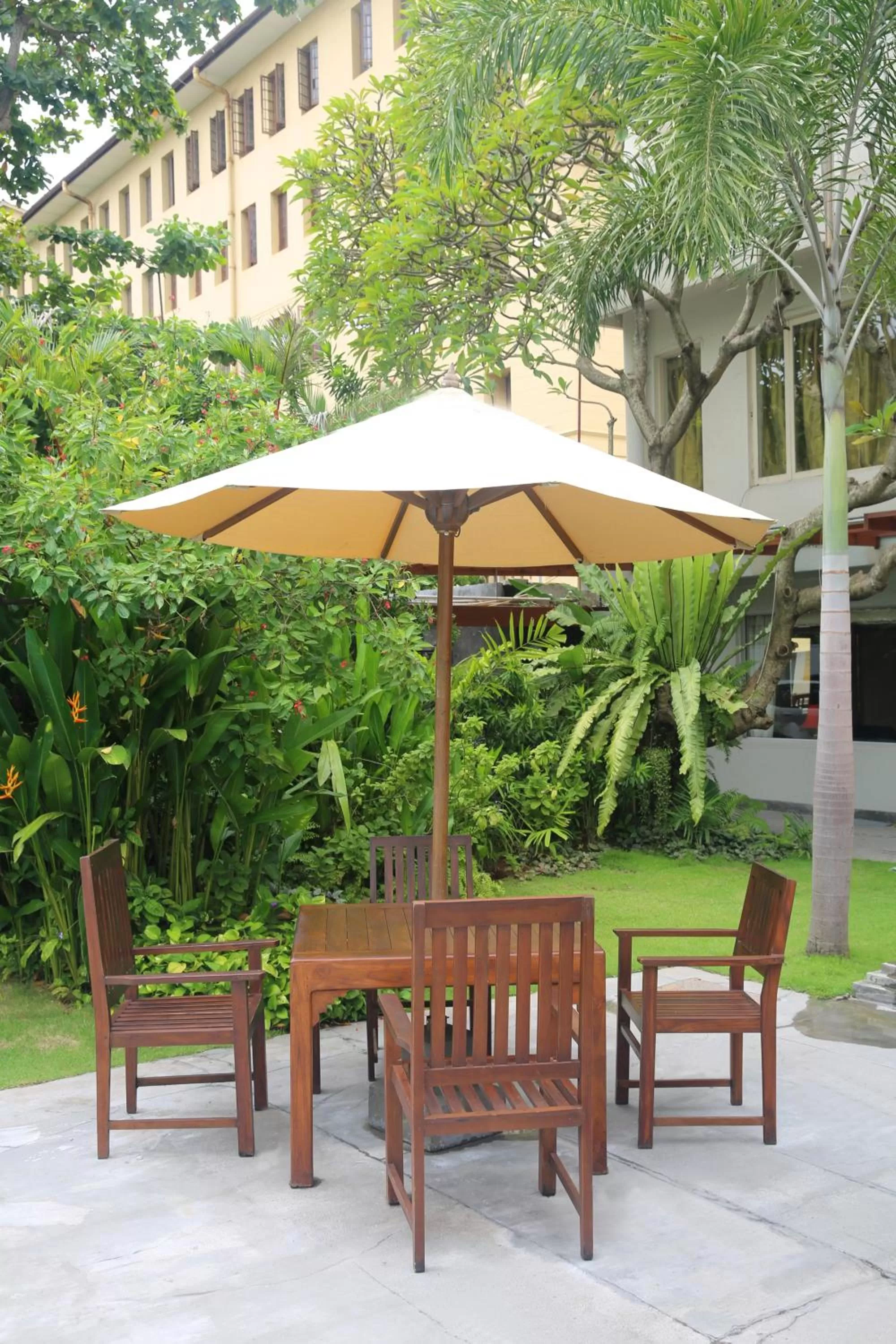 Patio in Ramada Colombo