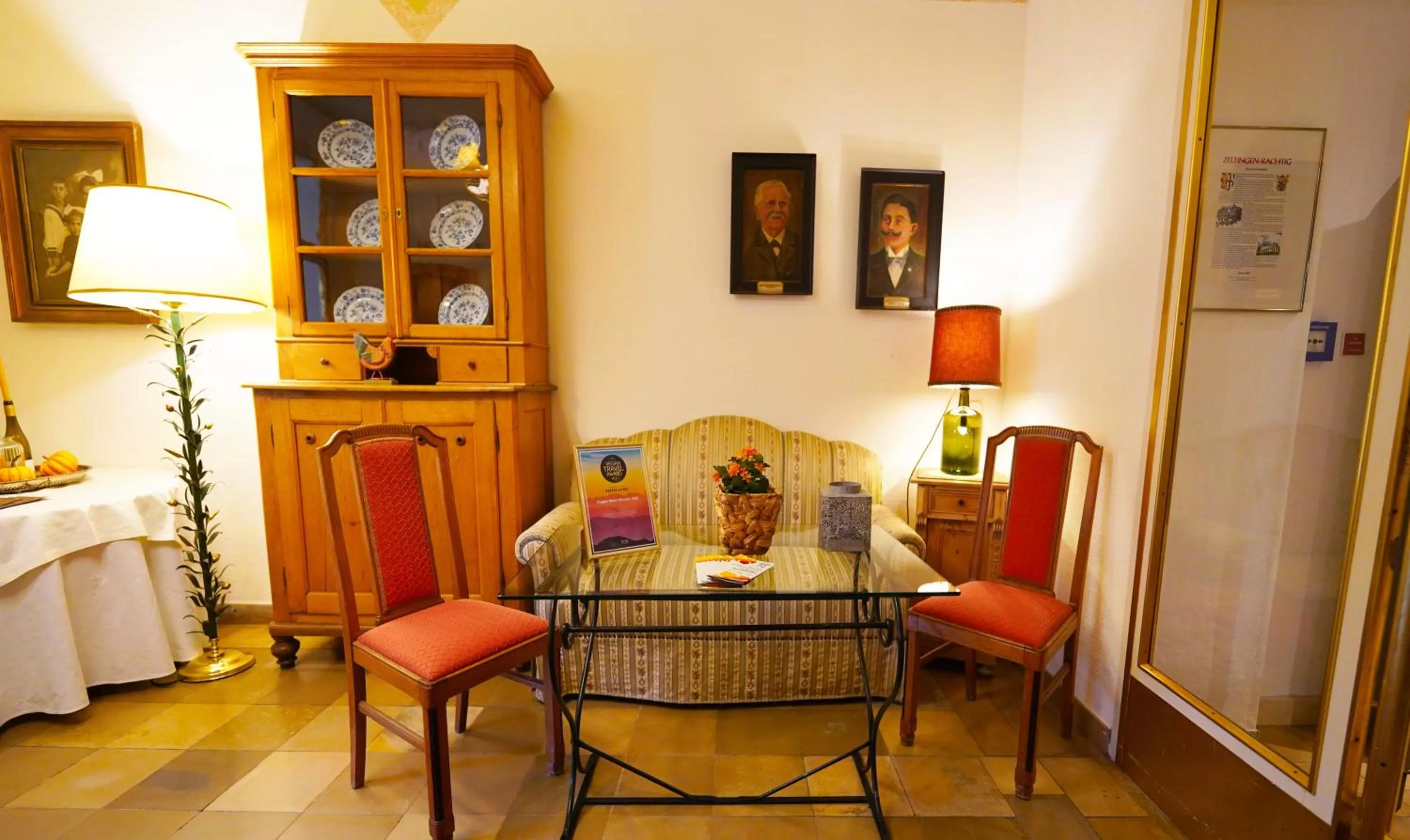 Lounge or bar in Vegan Hotel und Restaurants Nicolay 1881