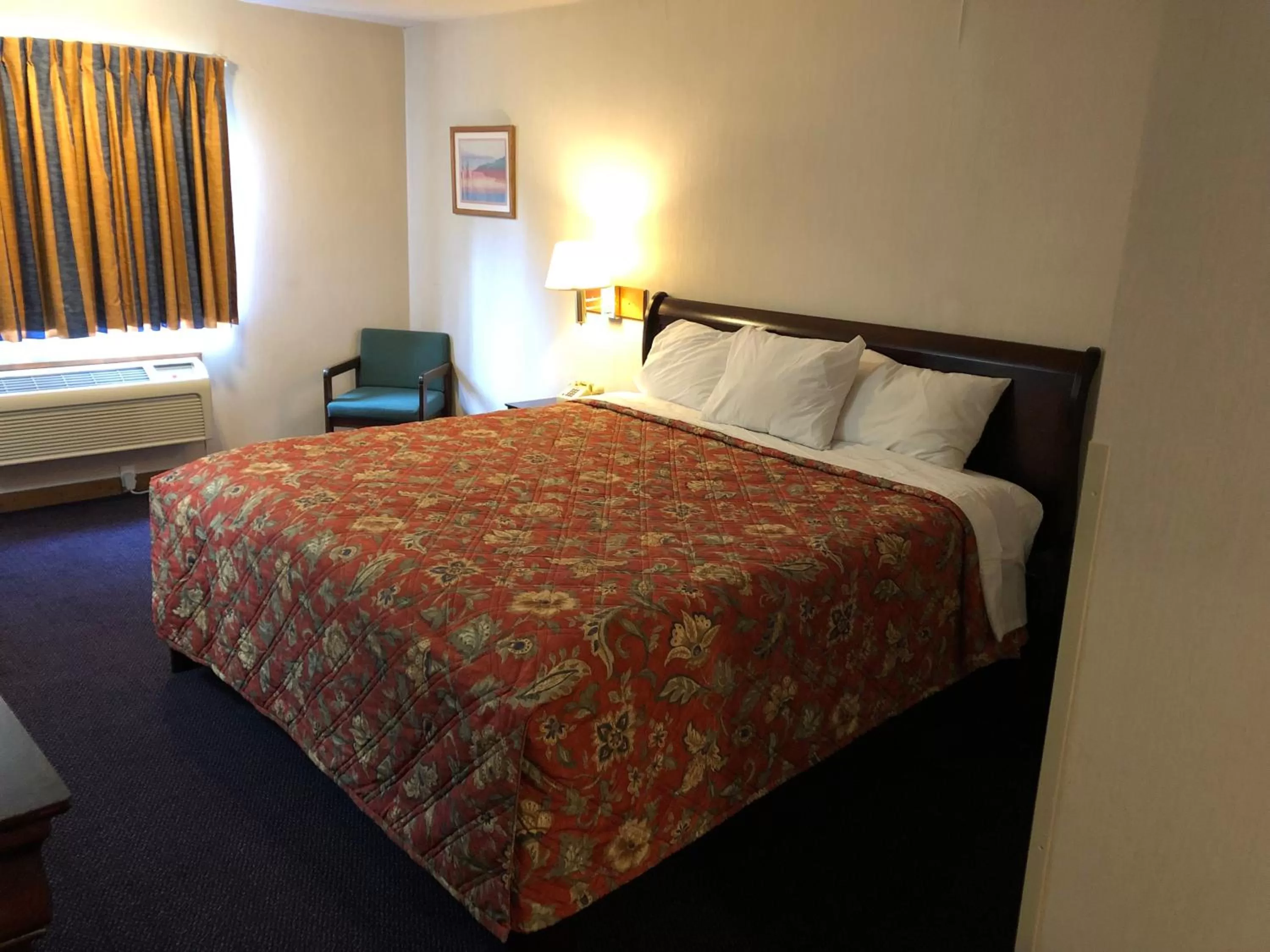 Denison Inn & Suites