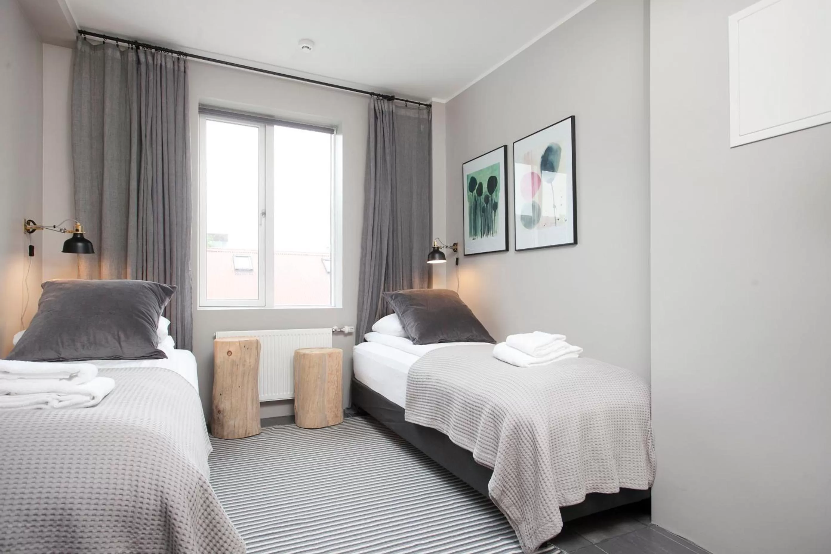 Bed in Tyr Apartments by Heimaleiga