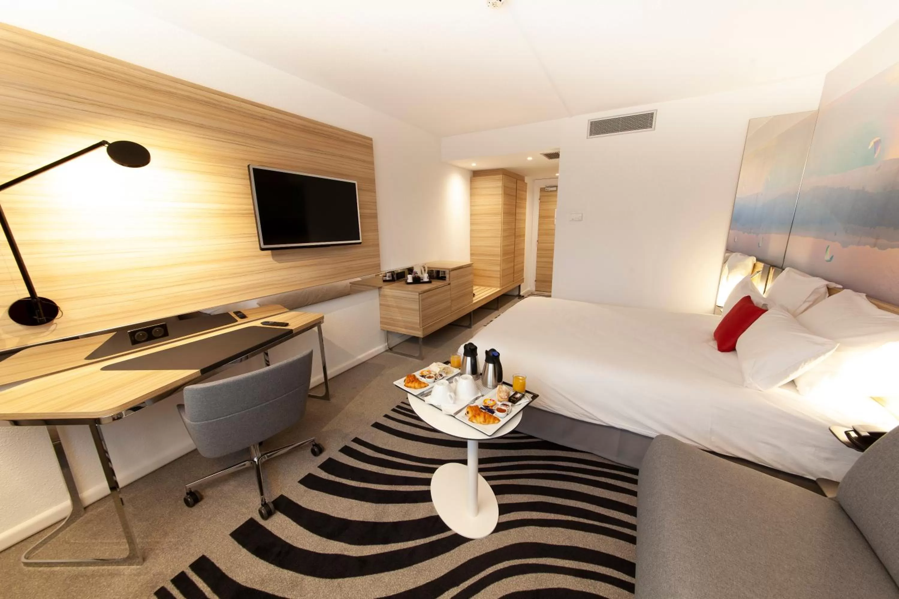 Bedroom, Bed in Novotel Clermont-Ferrand