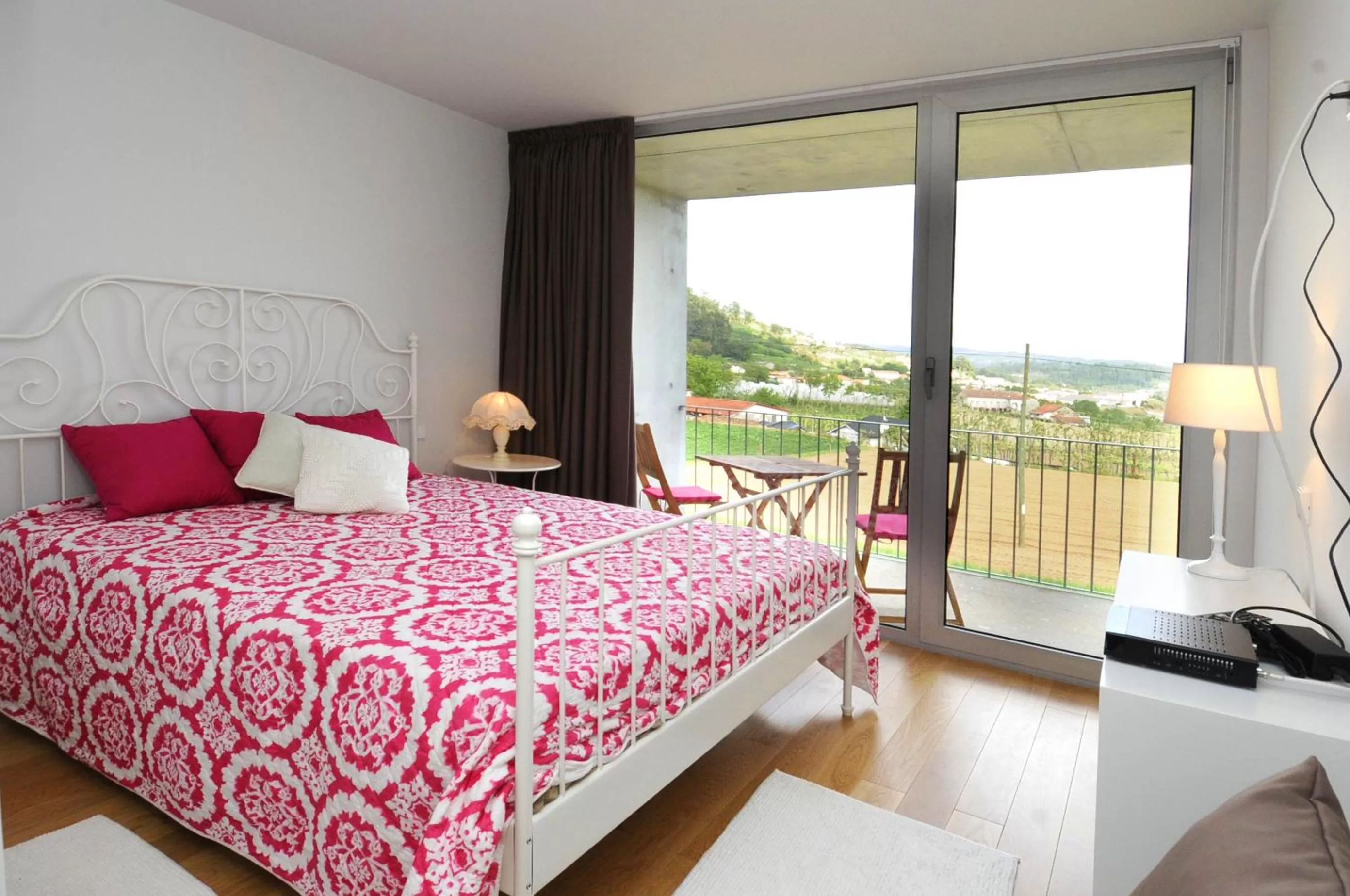 Balcony/Terrace, Bed in Quinta Pedras De Baixo