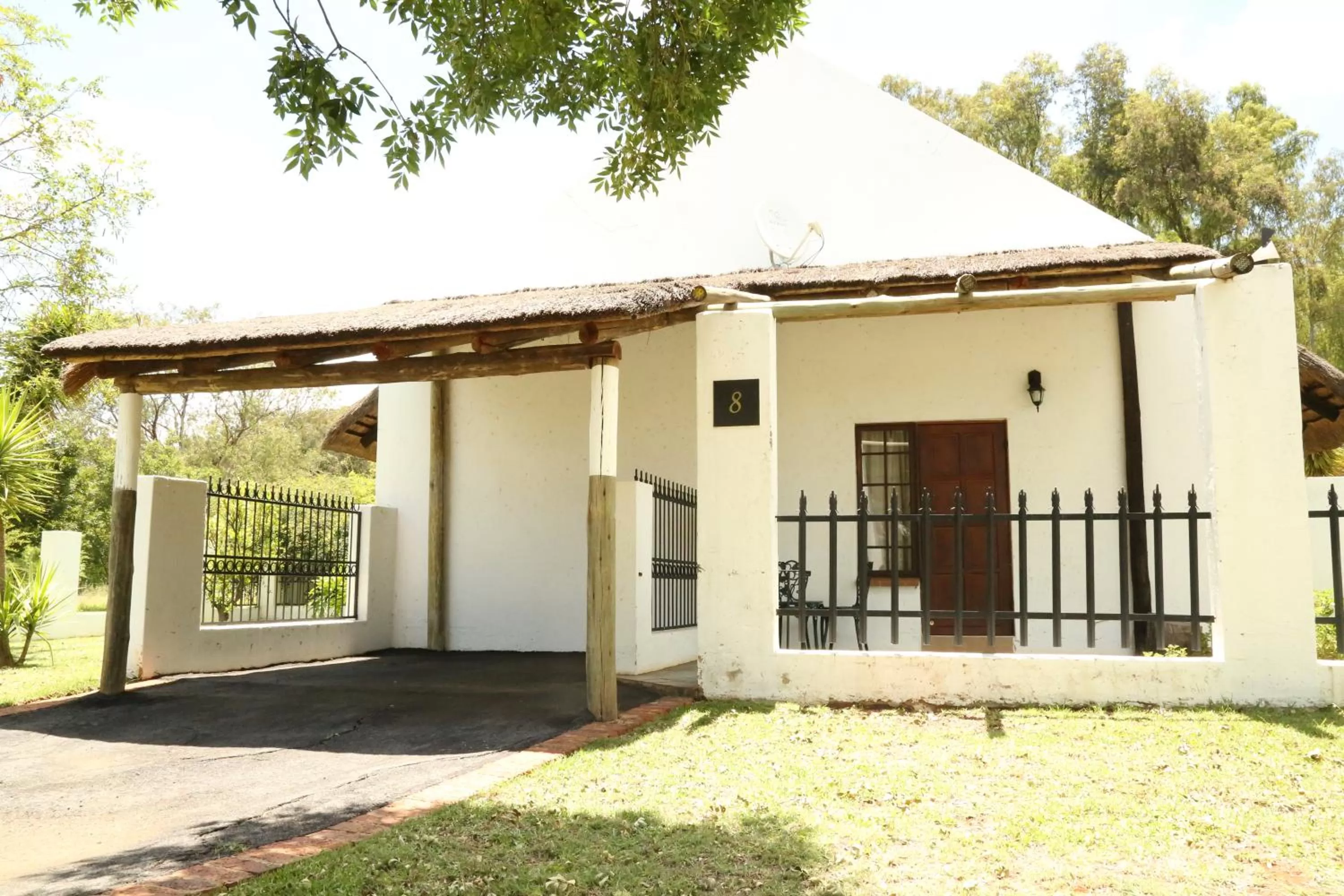 Property Building in The Highveld Cape Inn
