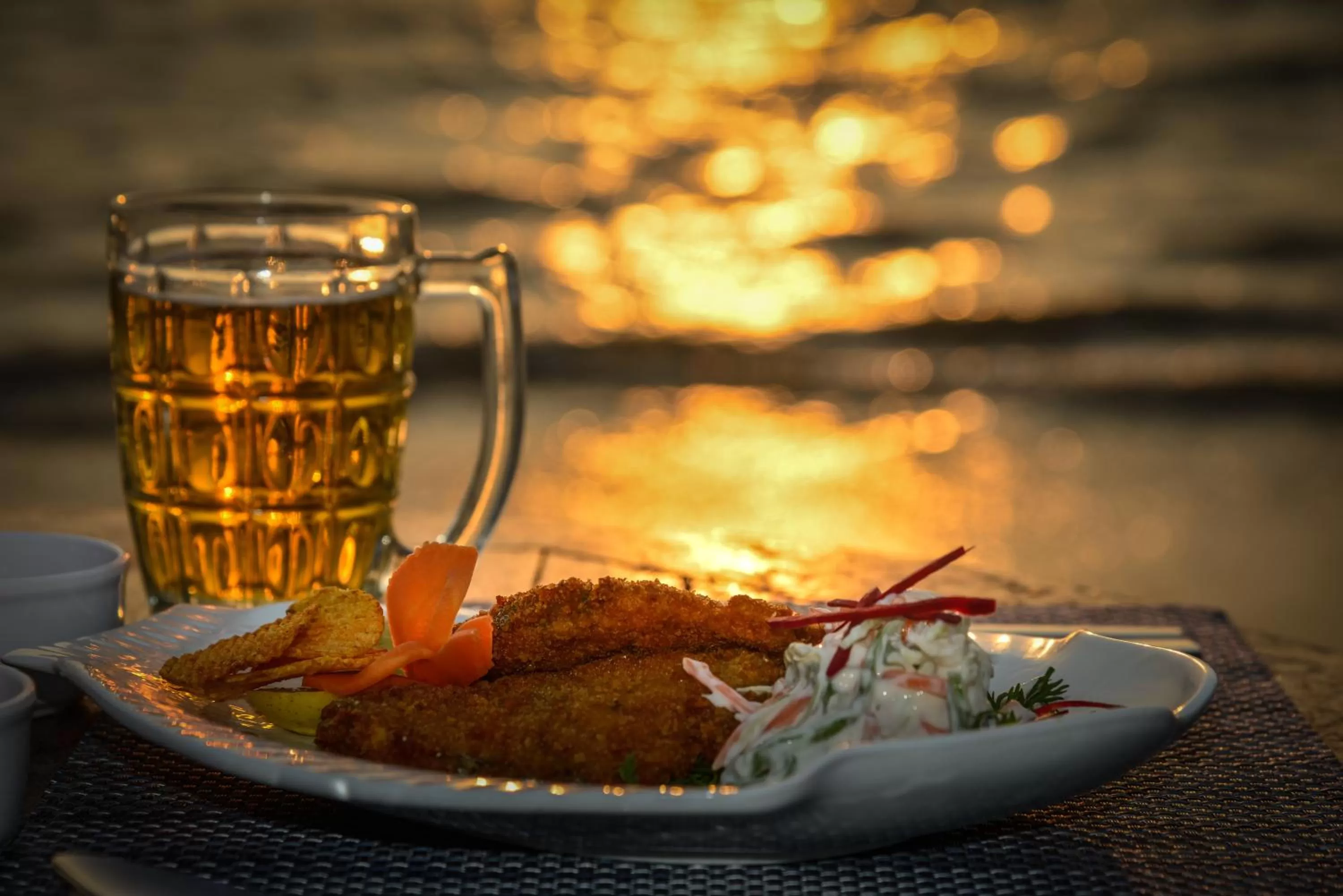 Food in Cintacor Island Resort