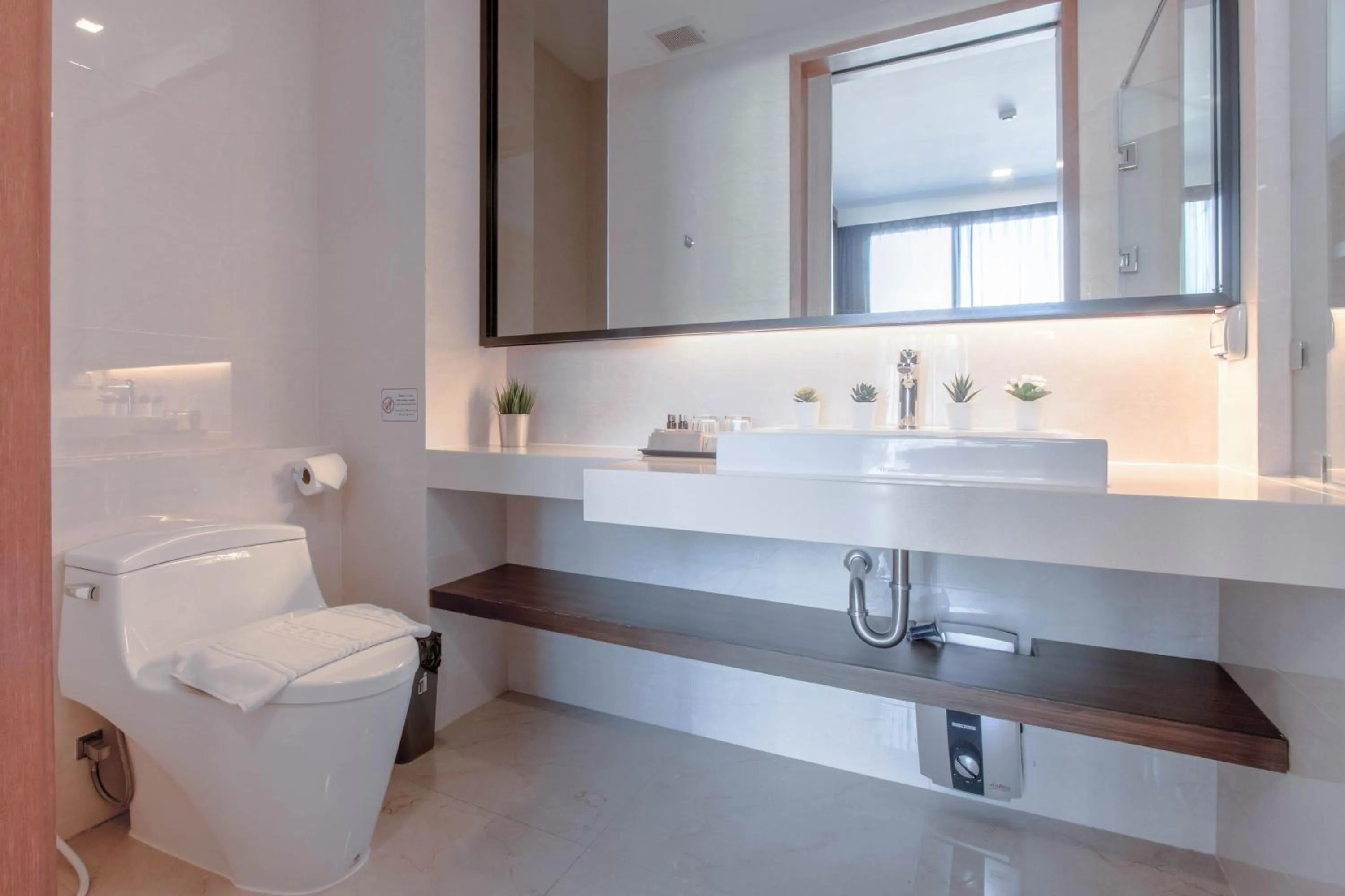 Toilet in Kepler Residence Bangkok