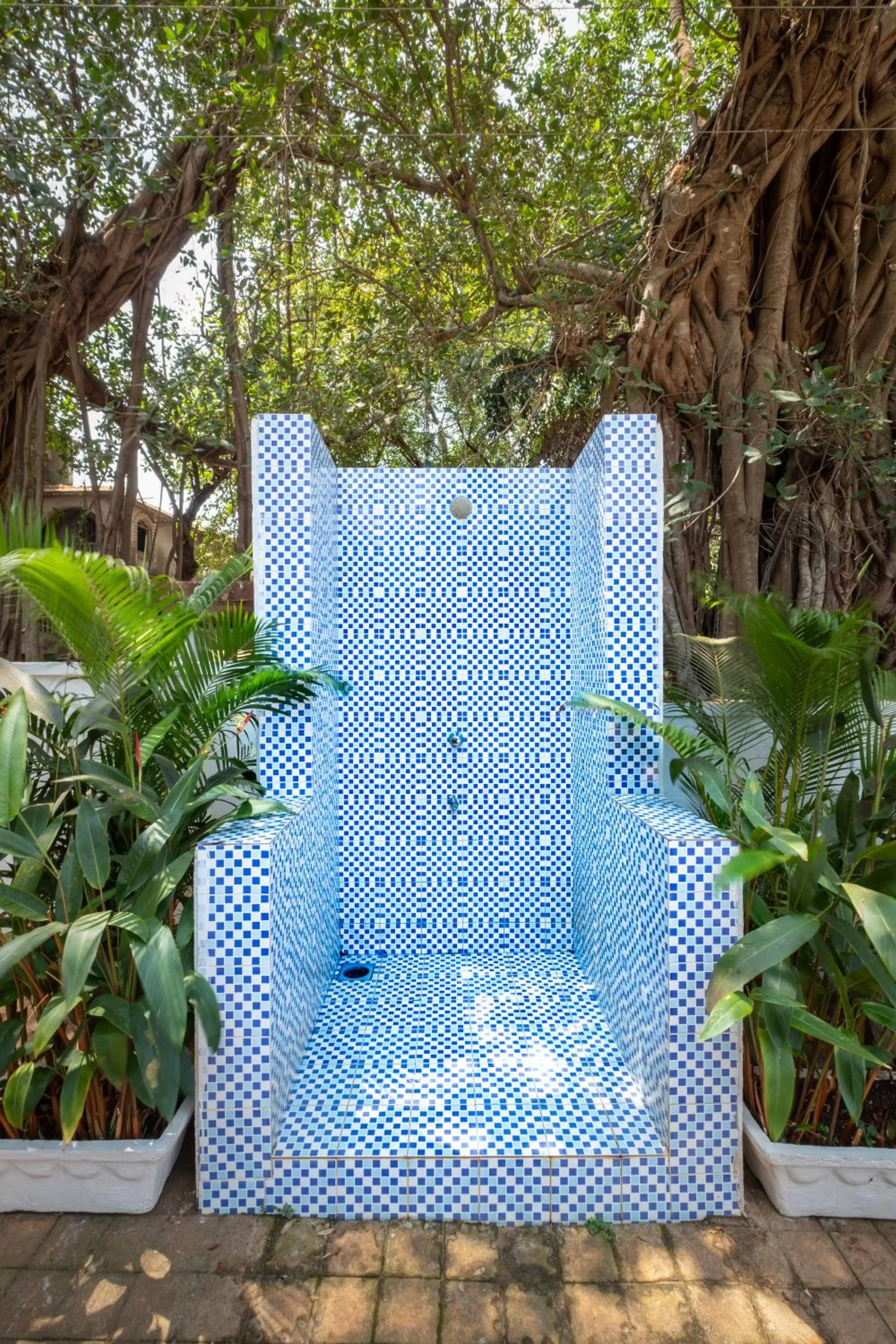Shower in Casa Legend Economy, Calangute Goa