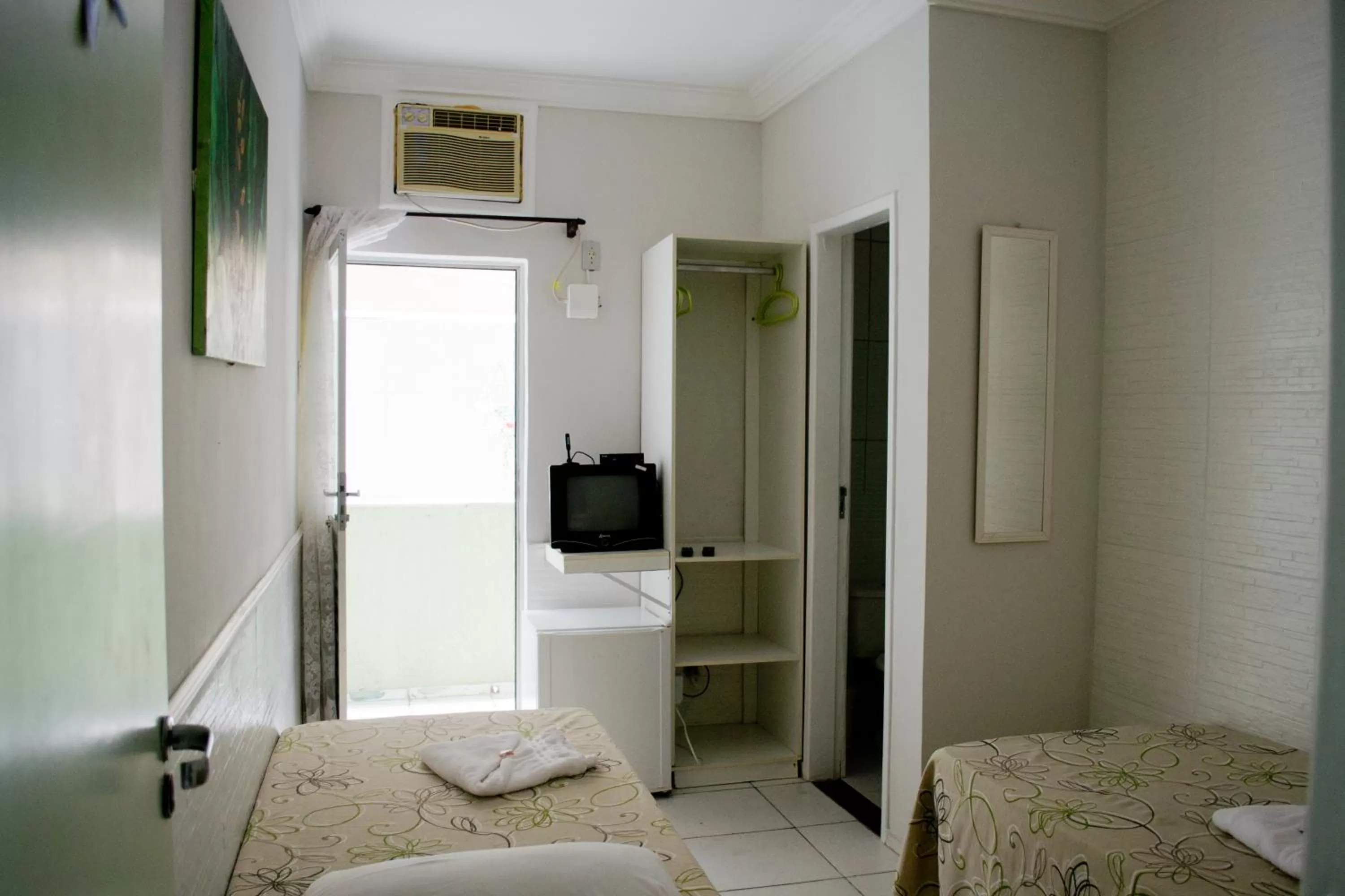 Bedroom, Bed in Pousada Corais da Barra