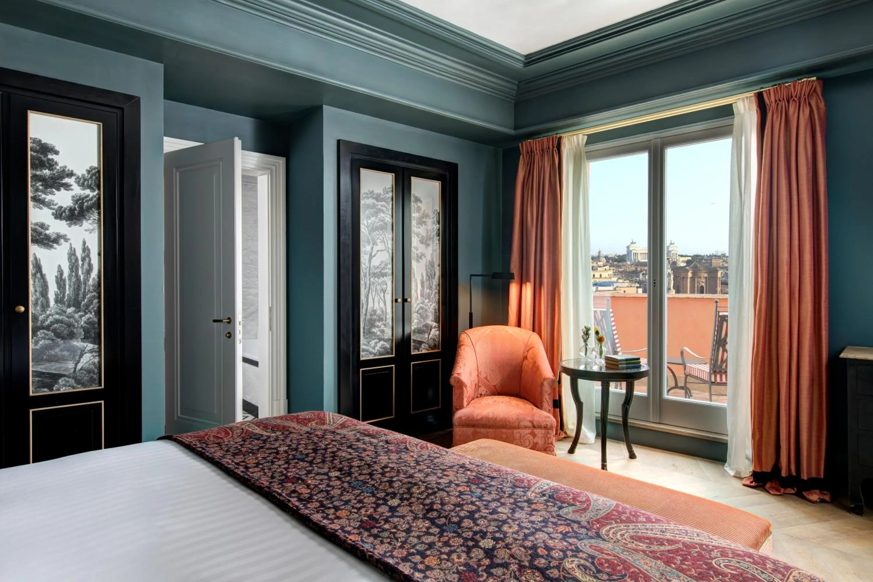 Bedroom, Bed in Rocco Forte Hotel De La Ville