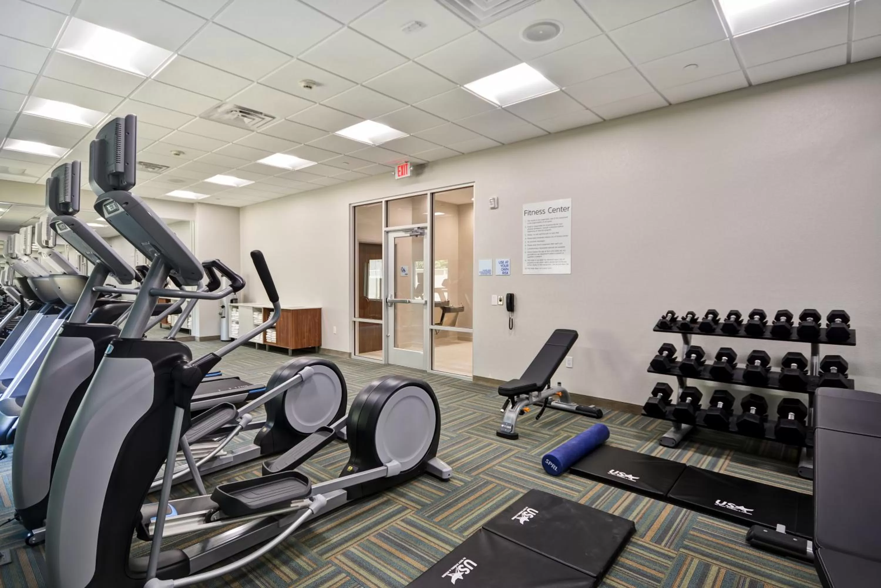 Fitness centre/facilities in Holiday Inn Express & Suites - Houston NASA - Boardwalk Area by IHG