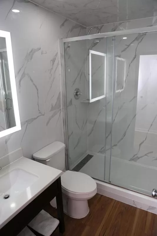 Bathroom in Americas Express Inn Rocky Mount