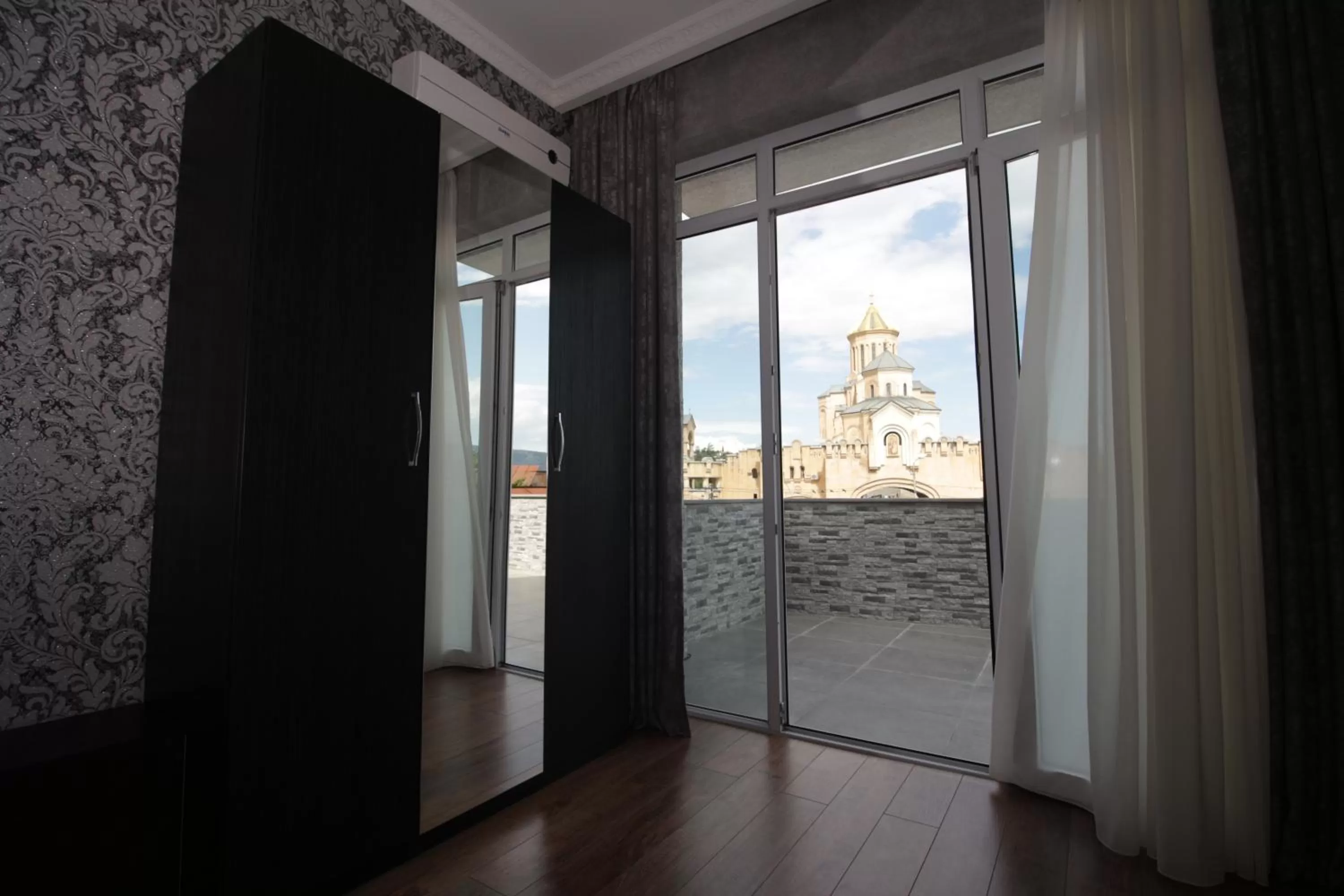 Shower in MariaLuis Hotel