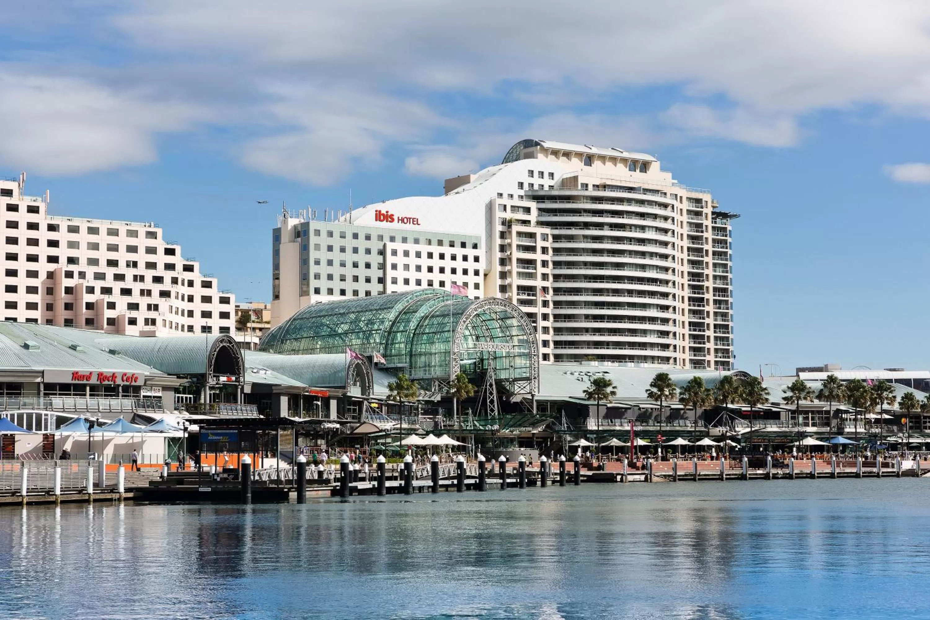 Property building in ibis Sydney Darling Harbour